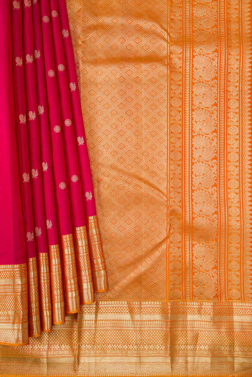 pleats pallu