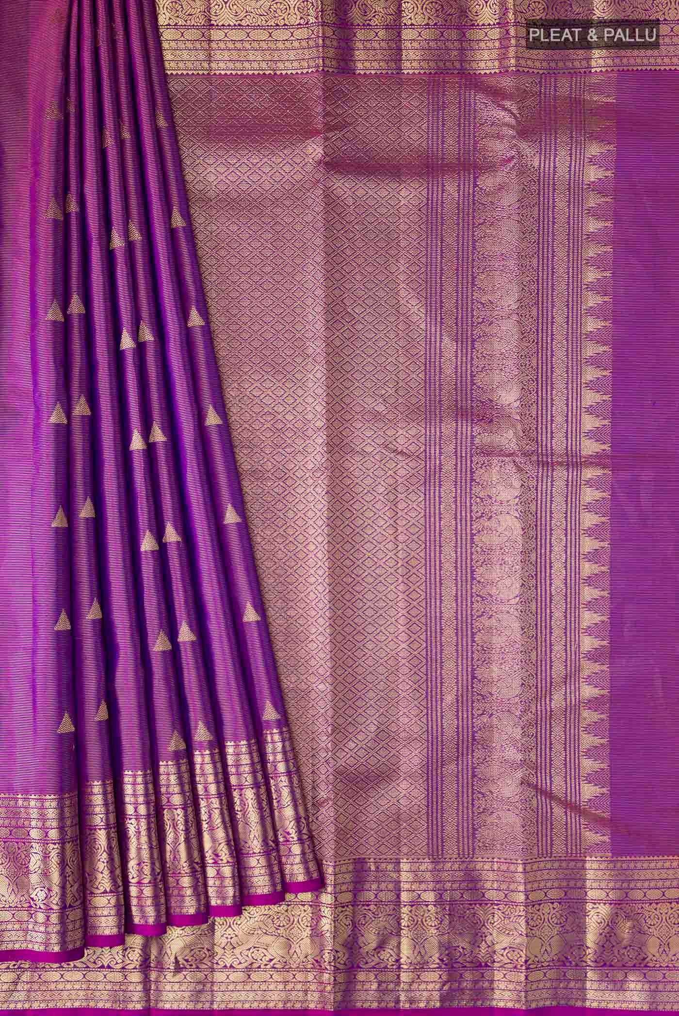 pleats pallu