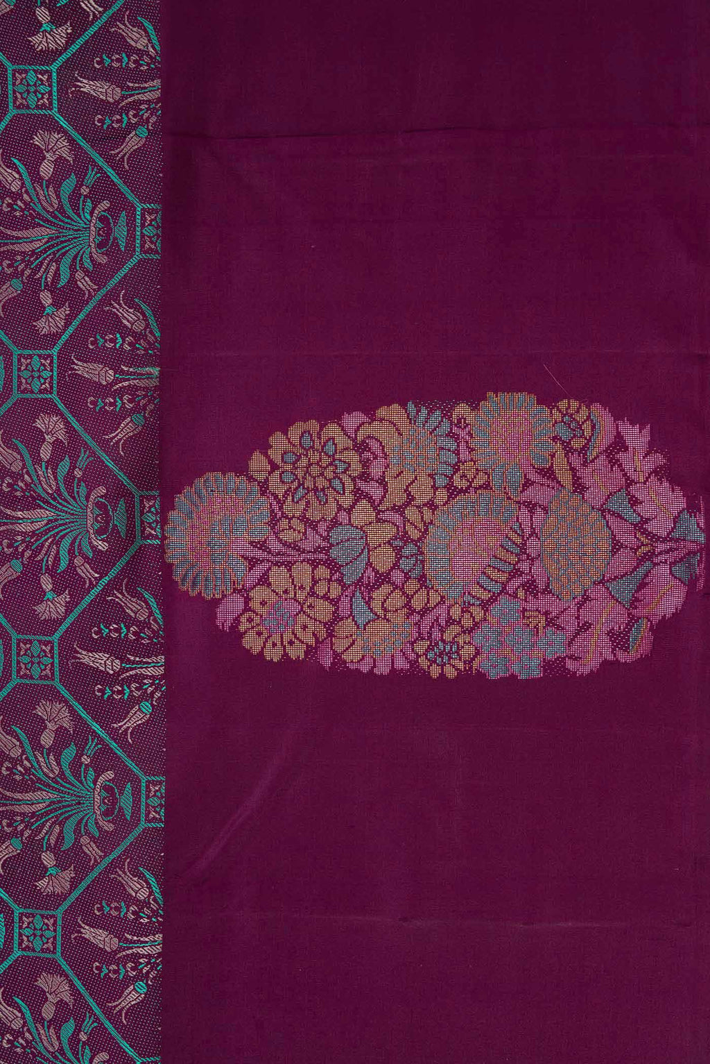 Border image of Burgundy Dual Tone Kanchipuram Silk Saree with Jacquard design on the body and Fancy Border
