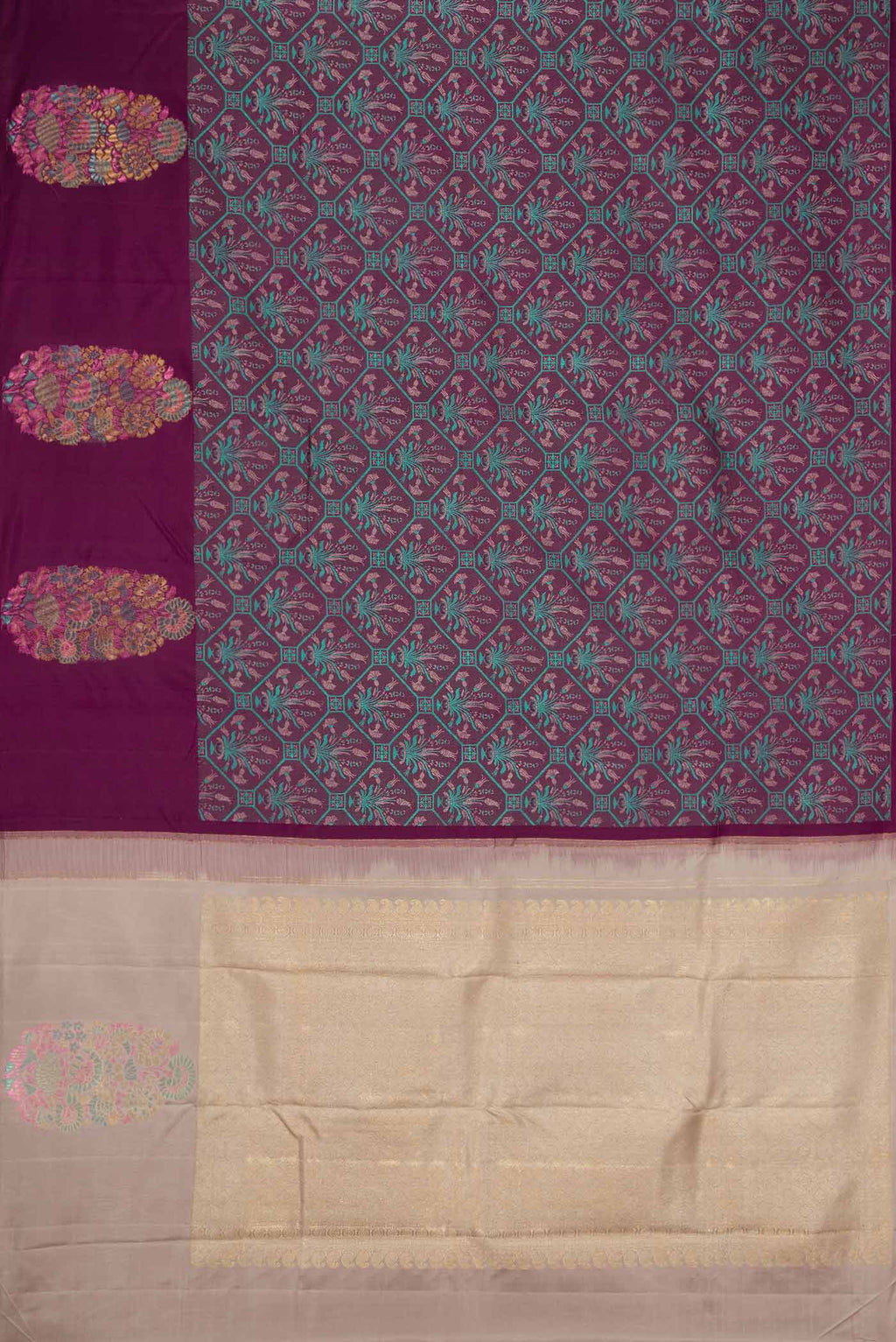 Flat view of Burgundy Dual Tone Kanchipuram Silk Saree with Jacquard design on the body and Fancy Border