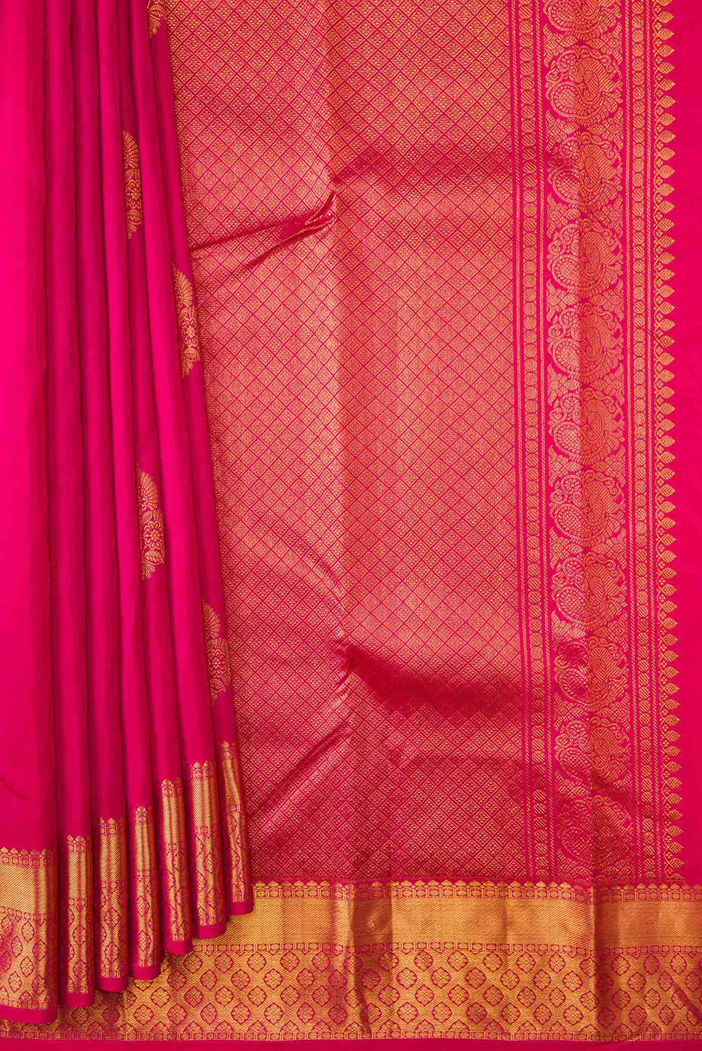 pleats pallu