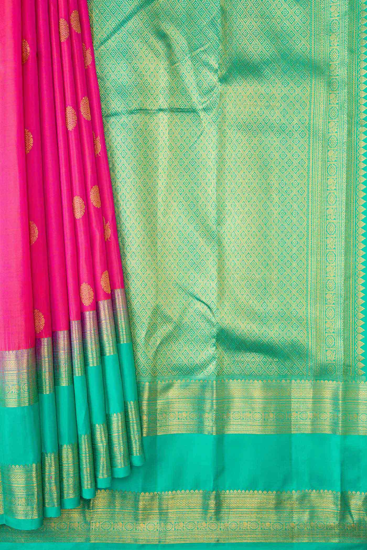 Pleats and pallu of Pink Dual Tone Kanchipuram Silk Saree with Zari Butta on the body and Zari Border