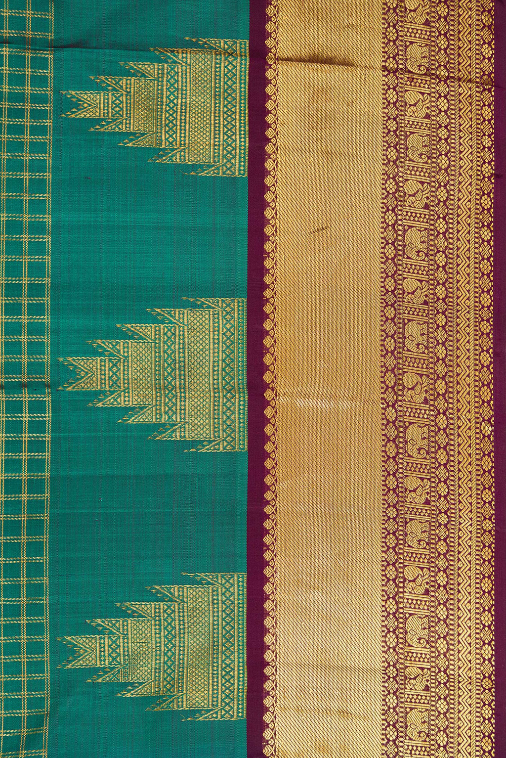 Border image of Green Dual Tone Kanjivaram Silk Saree with Checked design on the body and Zari Border. 