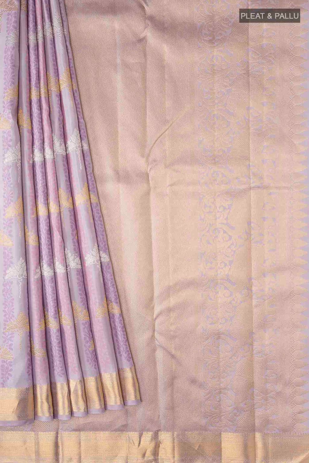 pleats pallu