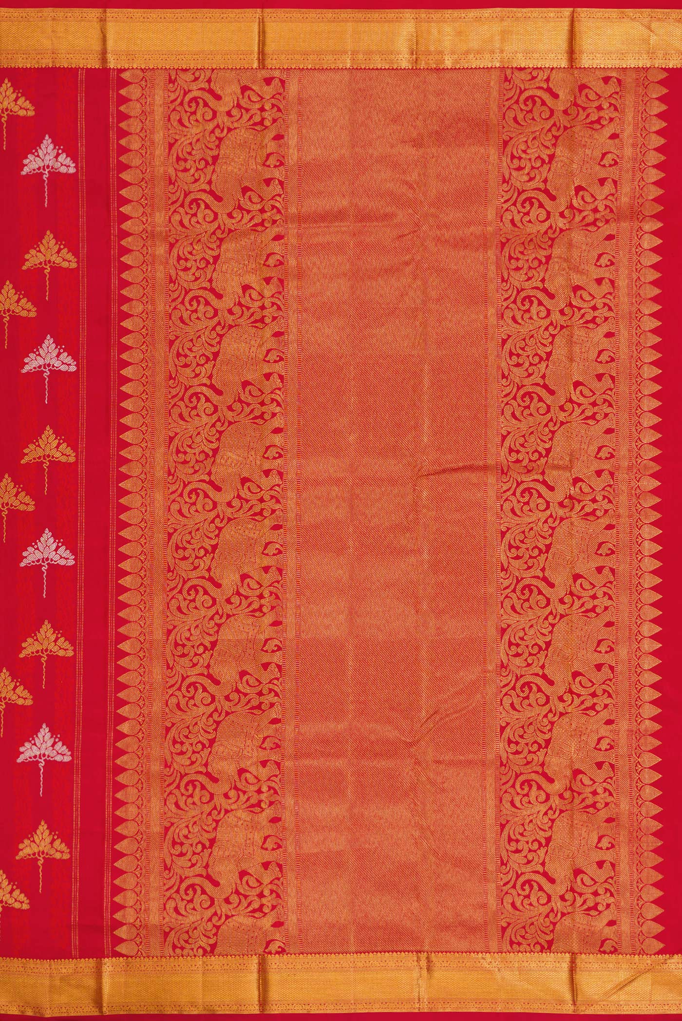 Close up image of the pallu of Pure Silk Pure Zari Red Dual Tone Kanchipuram Saree with Jacquard With Zari Butta on the body and Zari Border. 