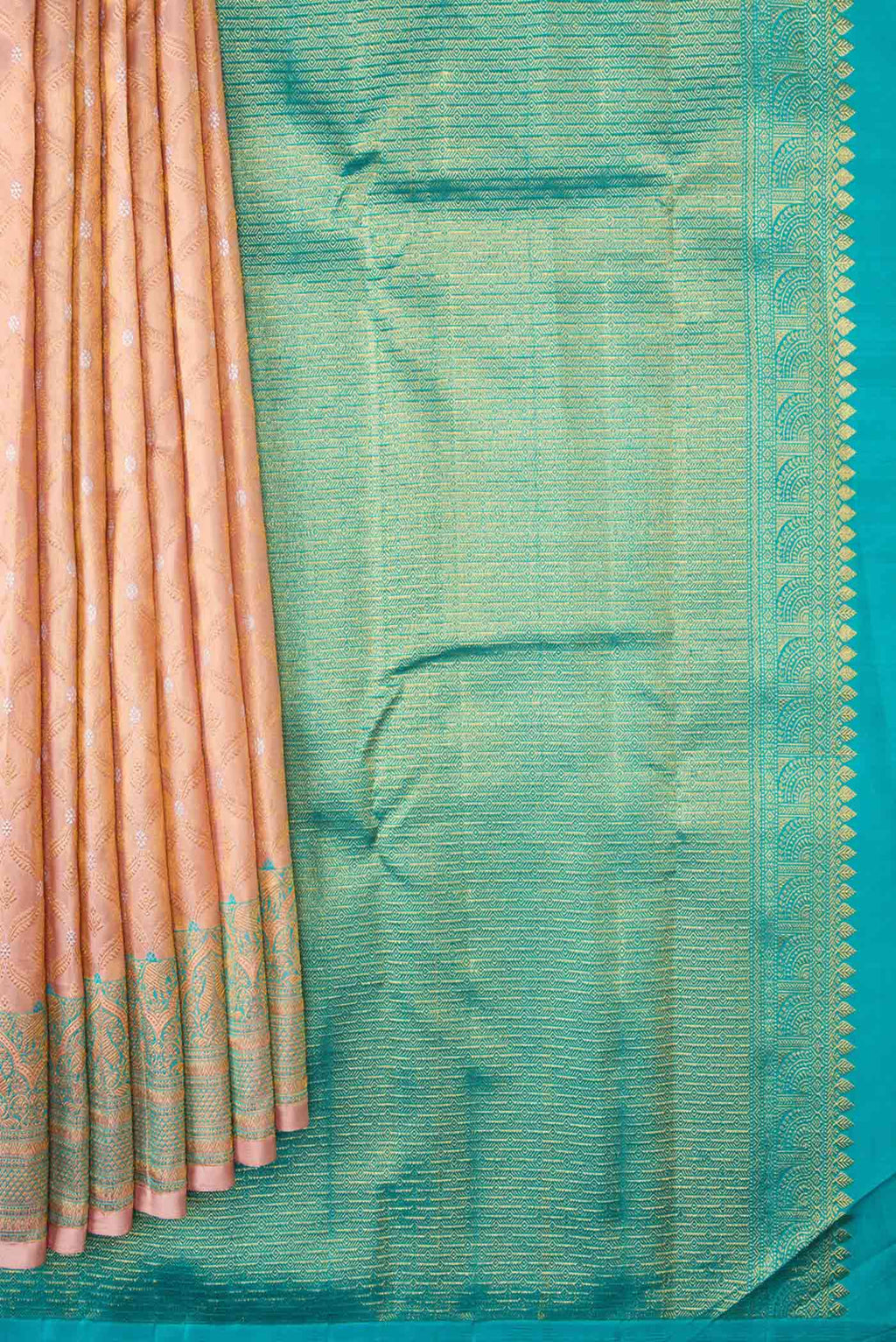 pleats pallu