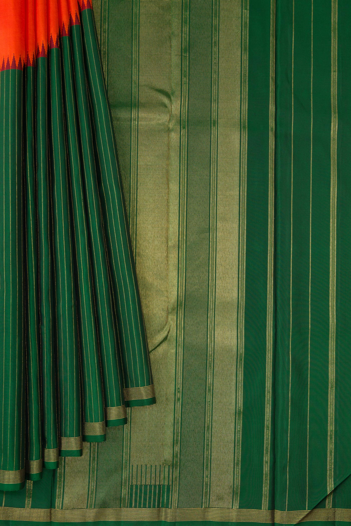 Pleats and pallu of Orange Dual Tone Kanjivaram Silk Saree with Zari Butta on the body and Zari Border. 