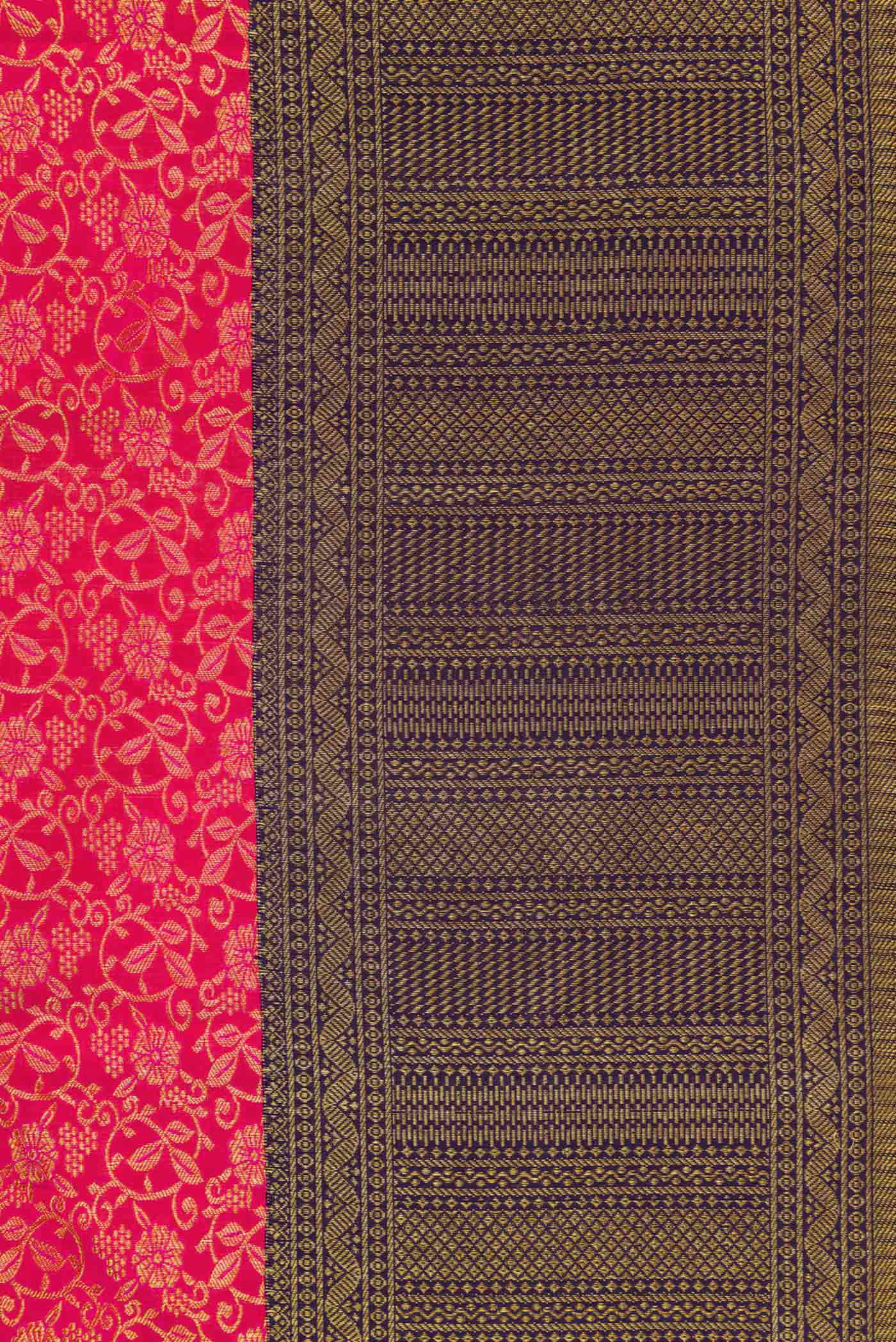 Border image of Pink Dual Tone Kanchipuram Silk Saree with Zari Brocade on the body and Zari Border. 