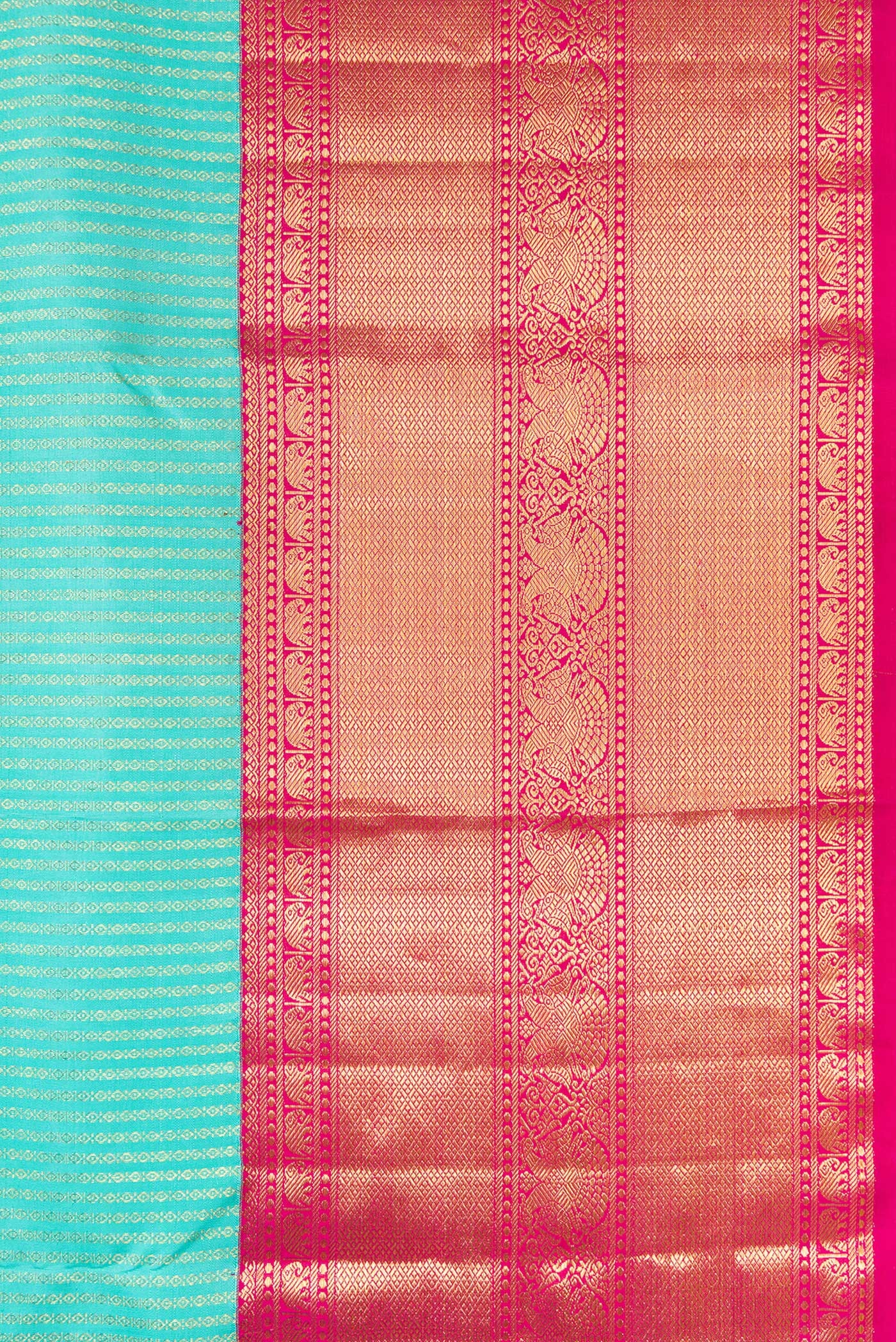 Border image of Sea Green Dual Tone Kanchipuram Silk Saree with Zari Brocade on the body and Zari Border. 