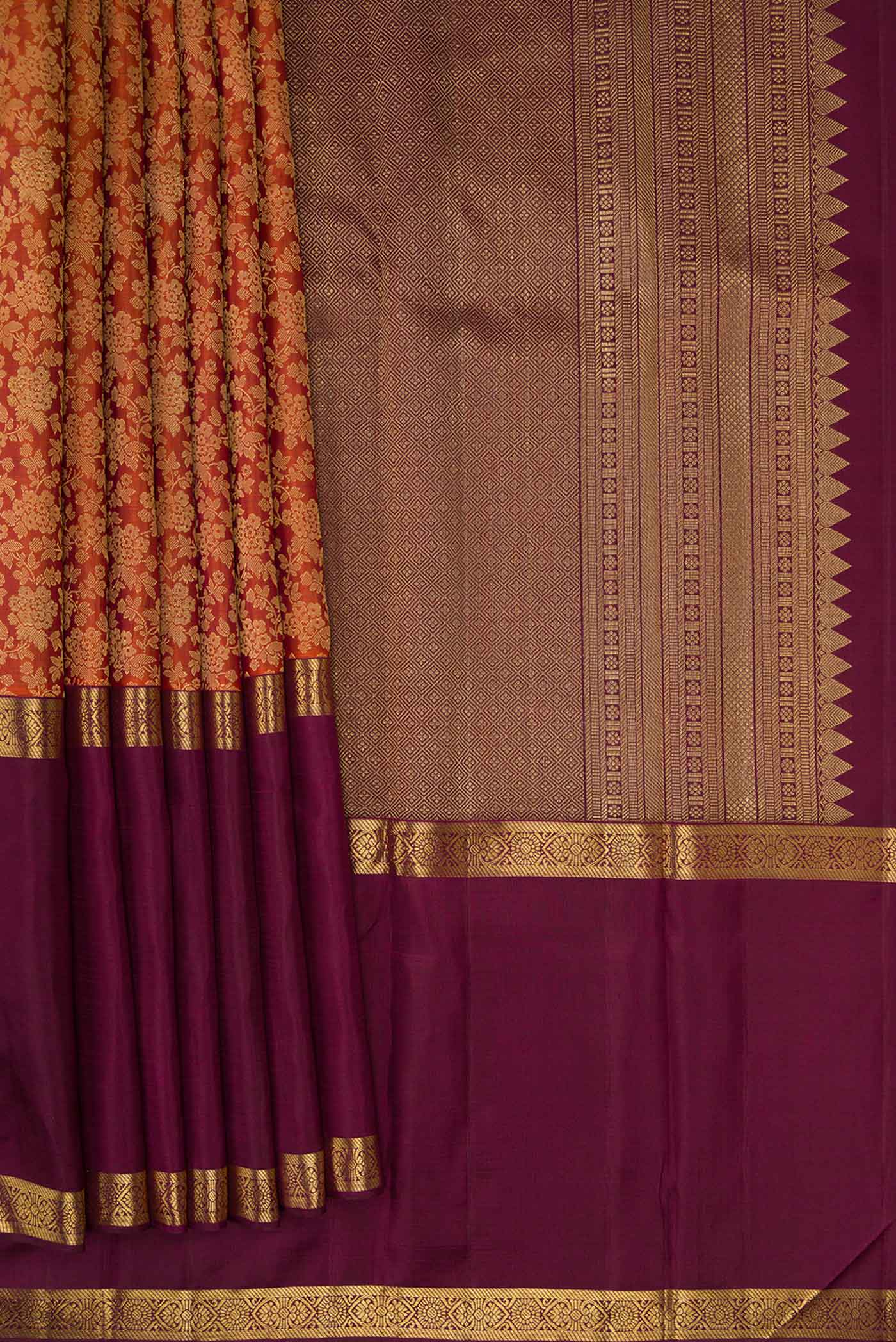 Pleats and pallu of Brick Orange Dual Tone Kanchipuram Silk Saree with Jacquard design on the body and Zari Border