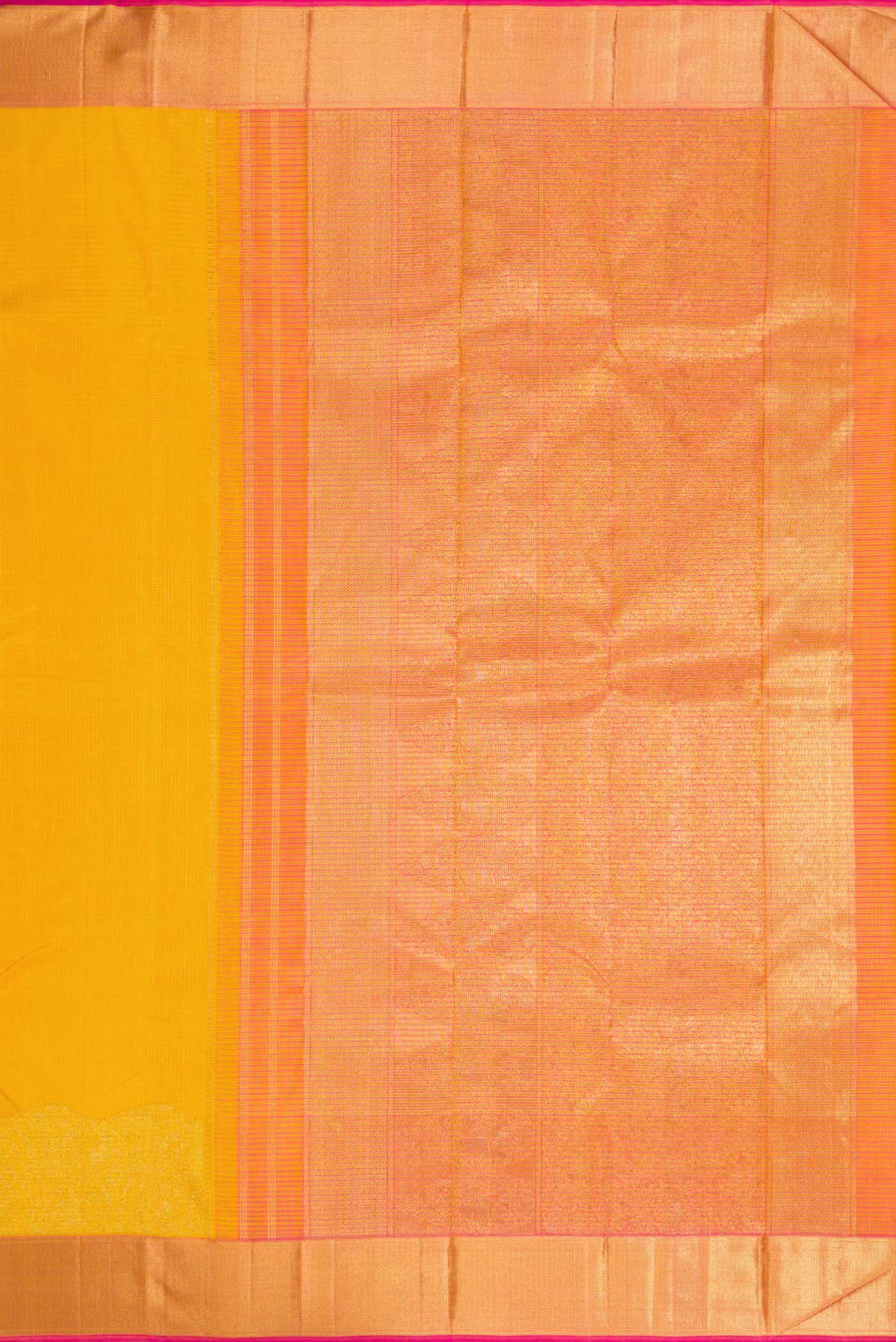 Close up image of the pallu of Pure Silk Pure Zari Mustard Dual Tone Kanjivaram Saree with Checked design on the body and Fancy Border. 