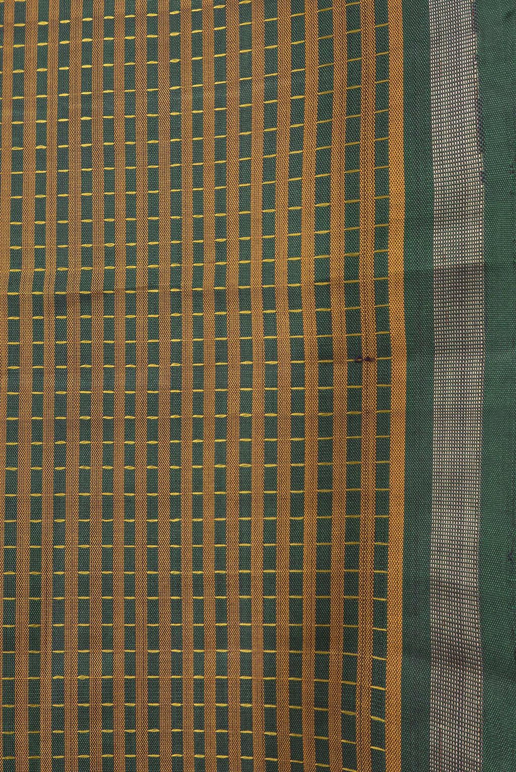 Border image of Bottle Green Dual Tone Kanchipuram Silk Saree with Checked design on the body and Zari Border. 