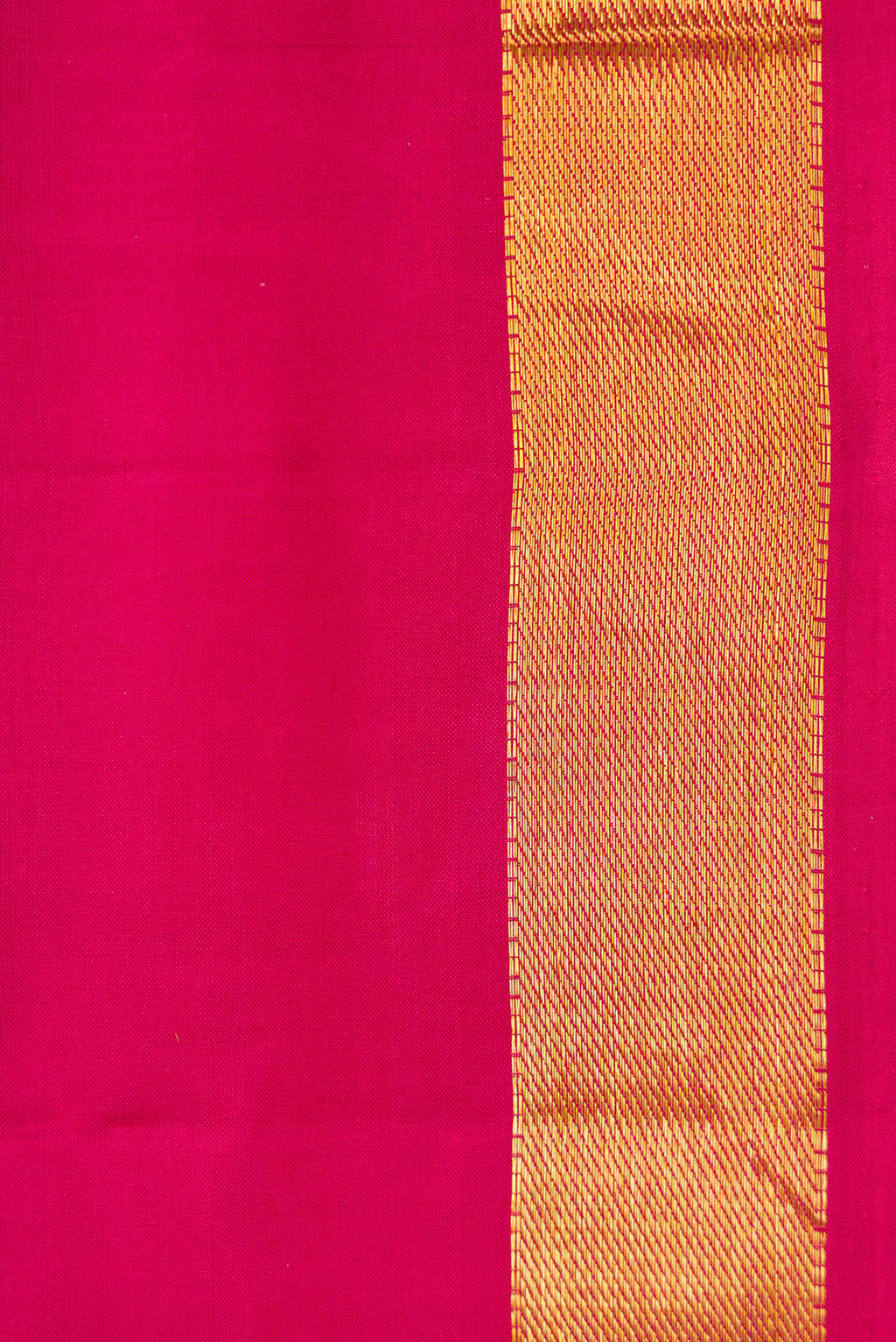 Border image of Pure Silk Pure Zari Maroon Dual Tone Kanjivaram Saree with Plain Body and Zari Border. 