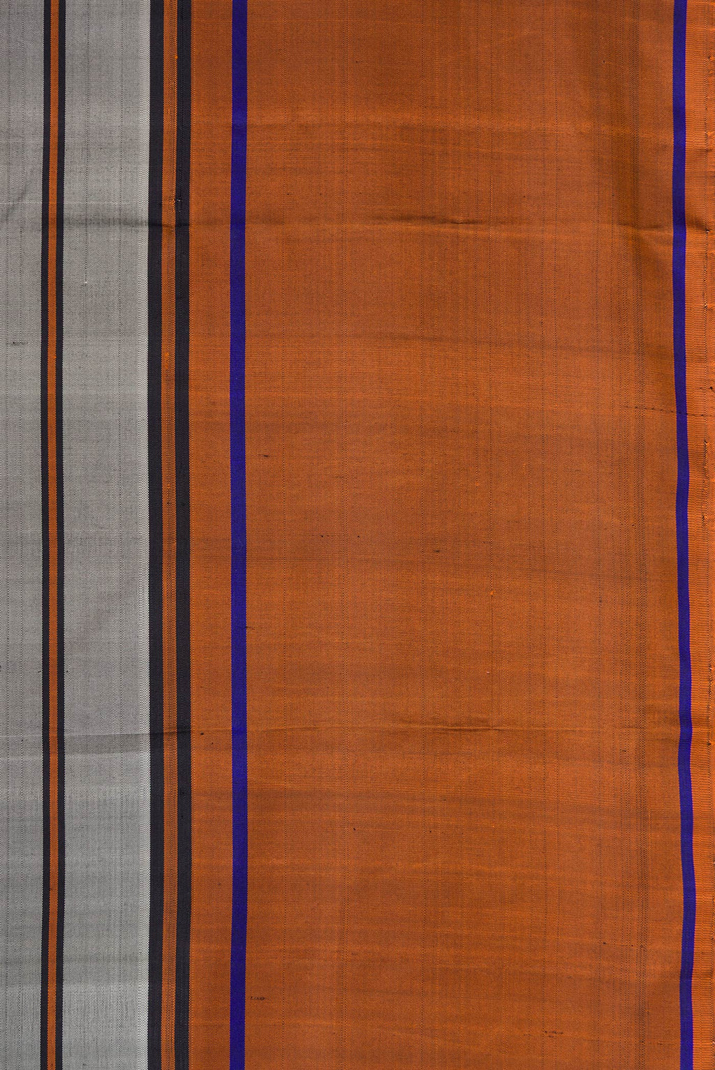 Border image of Grey Dual Tone Kanjivaram Silk Saree with Stripes on the body and Plain Border. 