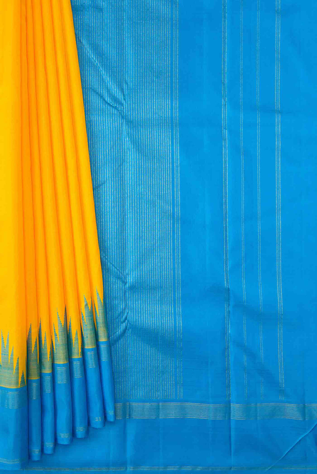 Pleats and pallu of Yellow Dual Tone Kanchipuram Silk Saree with Plain Body and Temple Border