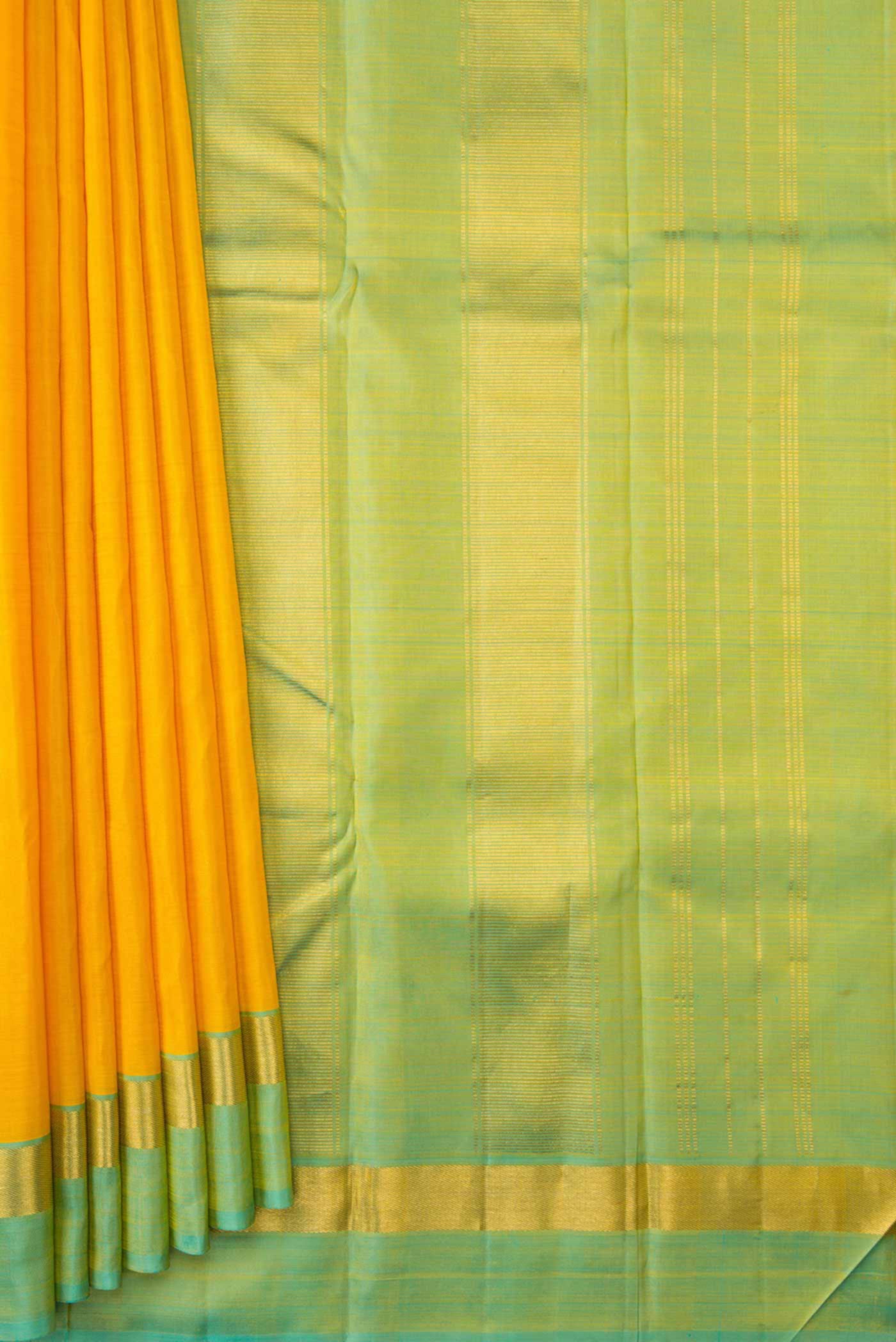 pleats pallu