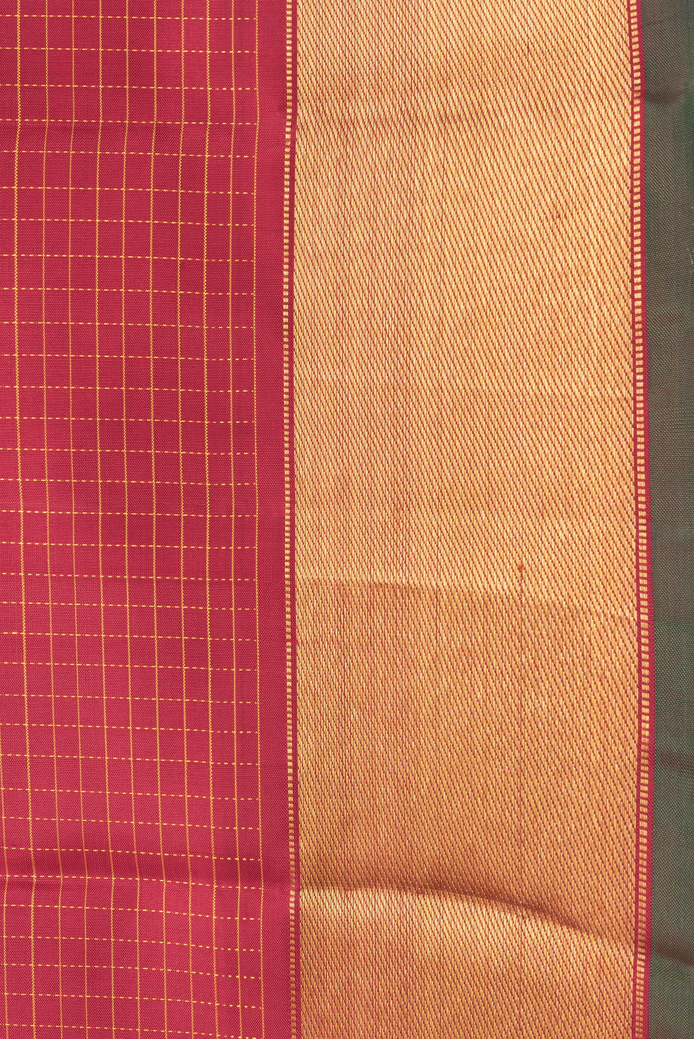 Border image of Maroon Dual Tone Kanchipuram Silk Saree with Checked design on the body and Zari Border. 