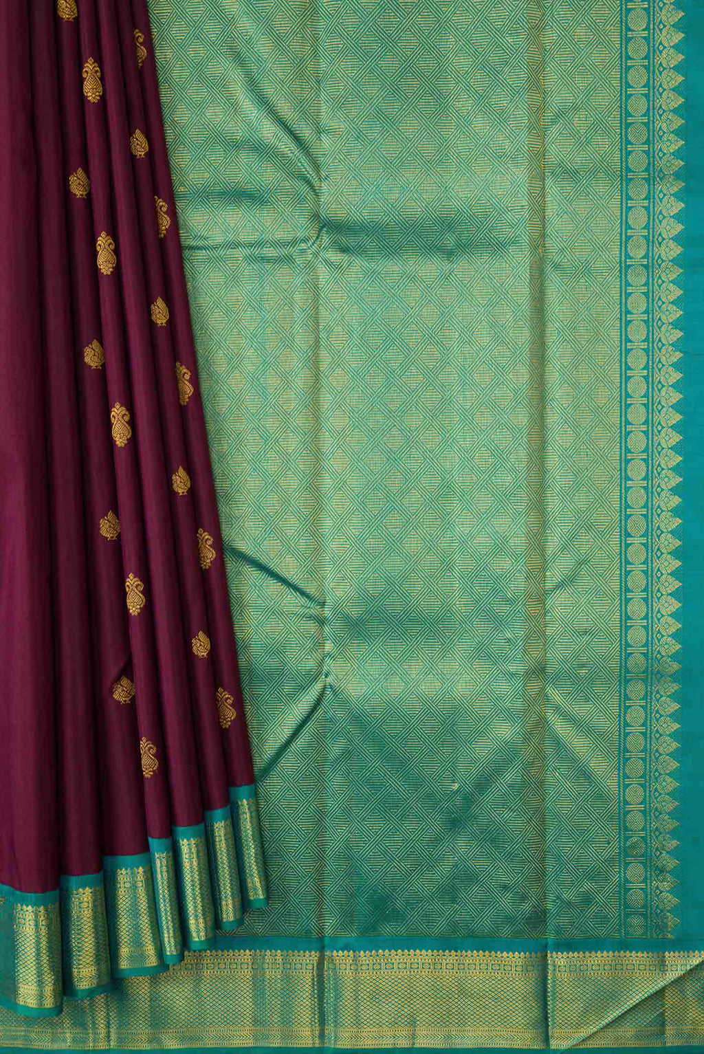 pleats pallu