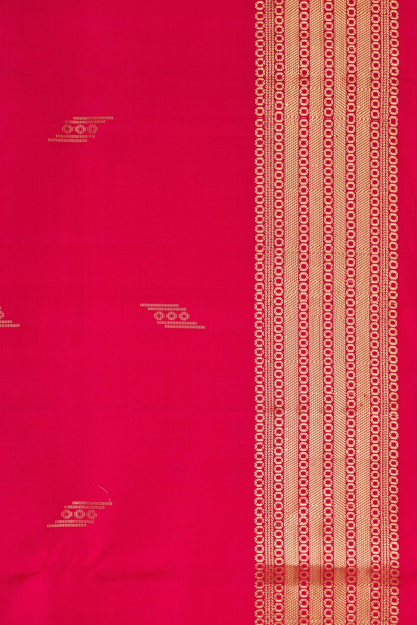 Border image of Dark Pink Dual Tone Soft Silk Saree with Zari Butta on the body and Zari Border. 