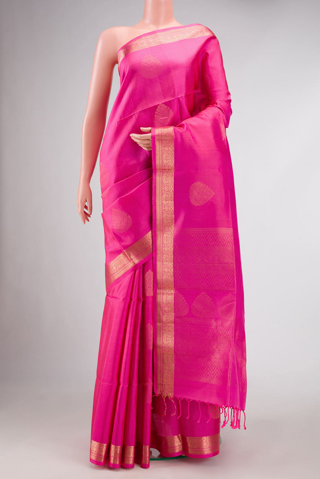 Pink Dual Tone Soft Silk Saree with Zari Butta on the body and Zari Border.  displayed on a mannequin