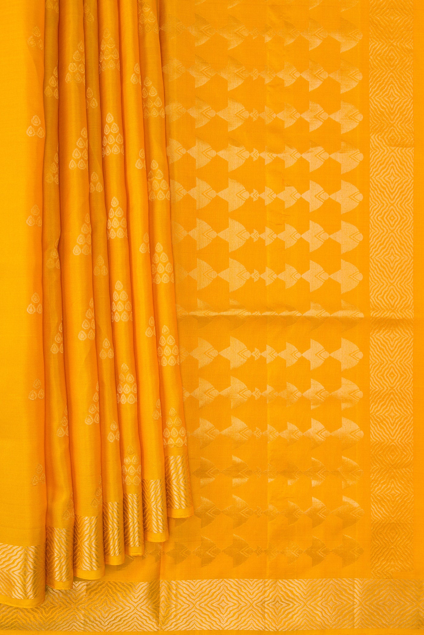 Pleats and pallu of Yellow Dual Tone Soft Silk Saree with Zari Butta on the body and Zari Border. 