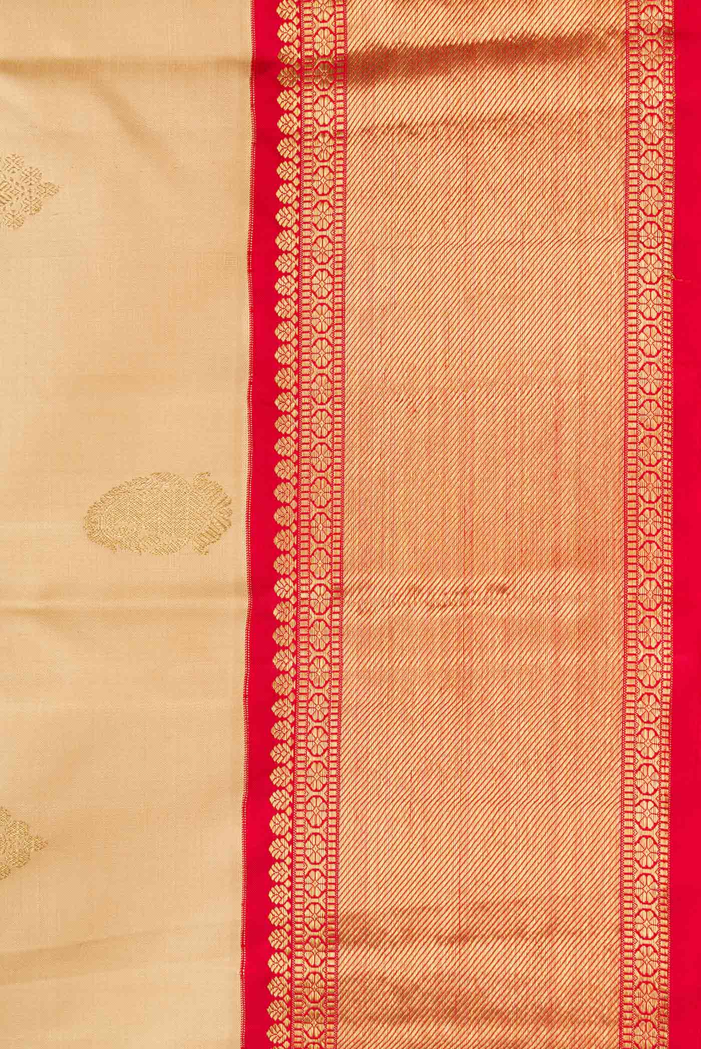 Border image of Pure Silk Pure Zari Dark Beige Dual Tone Kanchipuram Saree with Zari Butta on the body and Zari Border