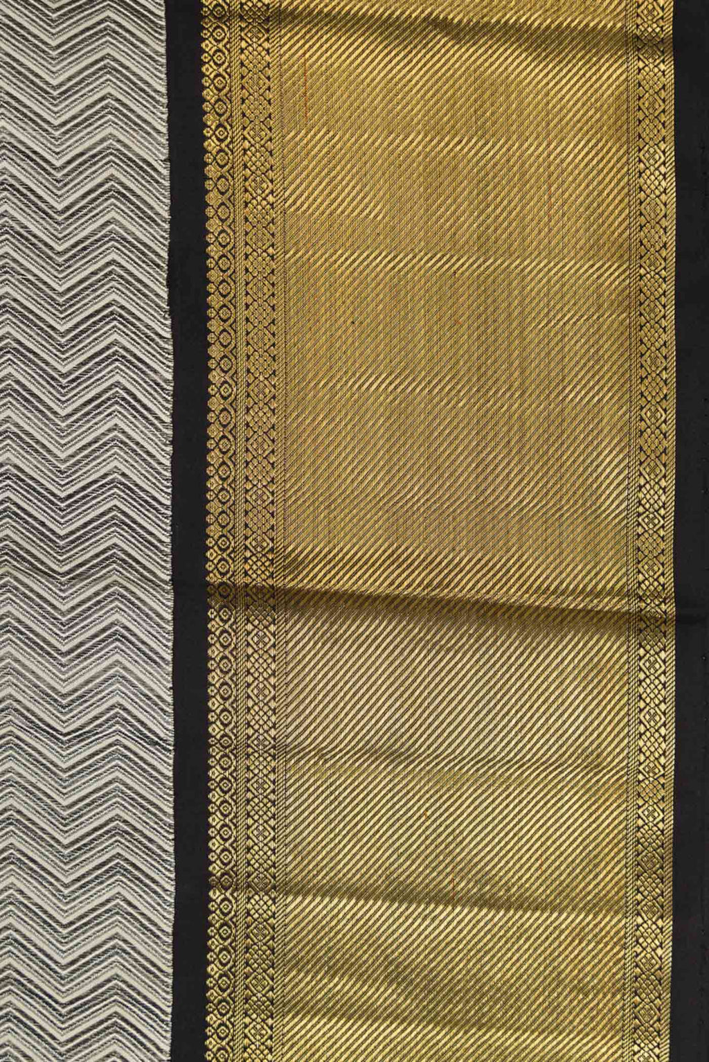 Border image of Pure Silk Pure Zari Grey Dual Tone Kanchipuram Saree with Jacquard design on the body and Zari Border