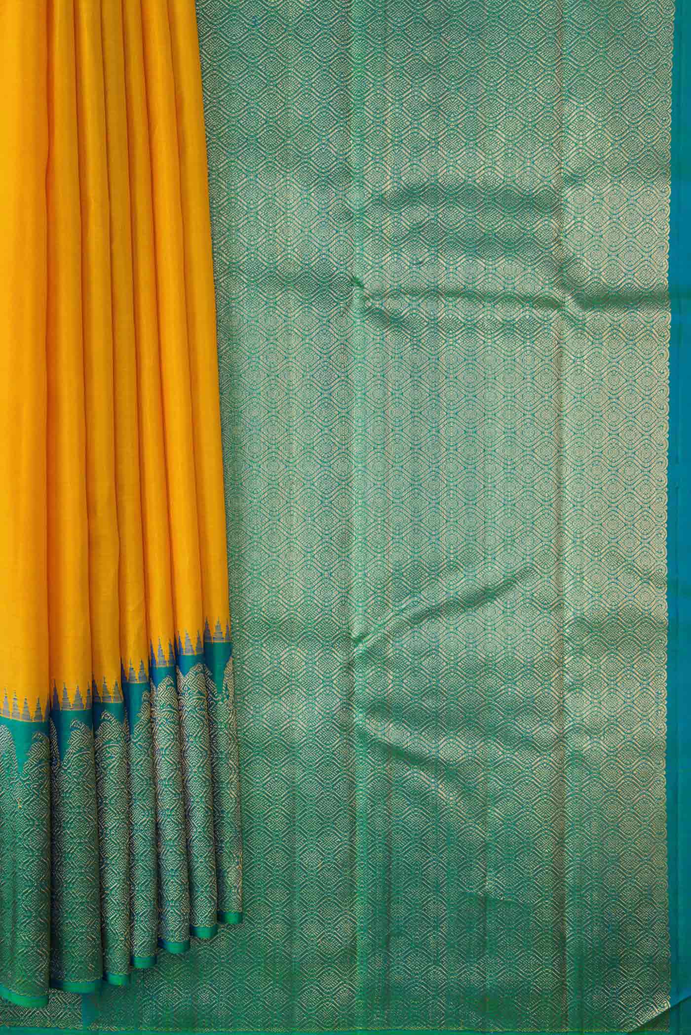 Pleats and pallu of Pure Silk Pure Zari Yellow Dual Tone Kanchipuram Saree with Plain Body and Zari Border