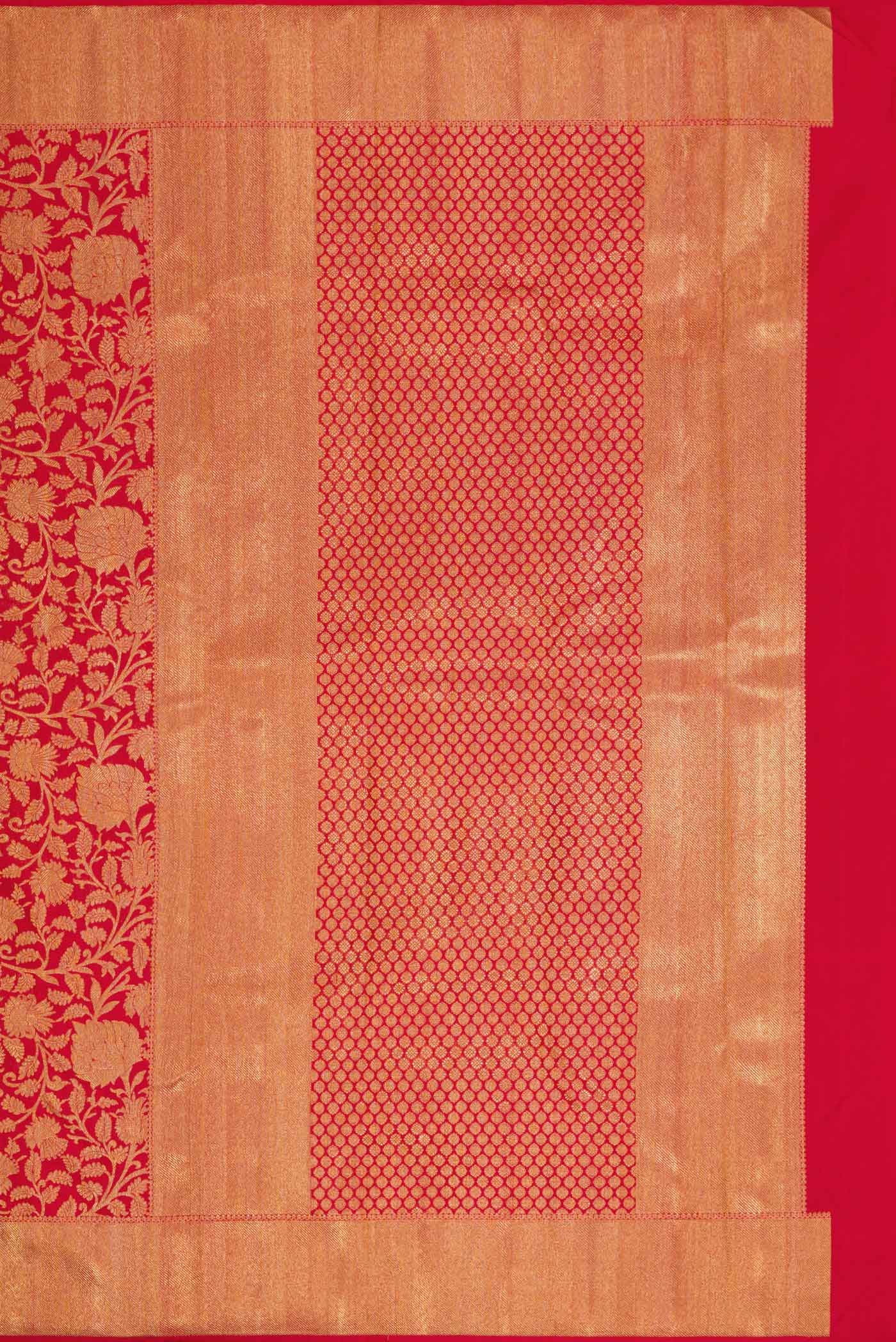 Close up image of the pallu of Pure Silk Pure Zari Red Dual Tone Kanchipuram Saree with Zari Brocade on the body and Zari Border