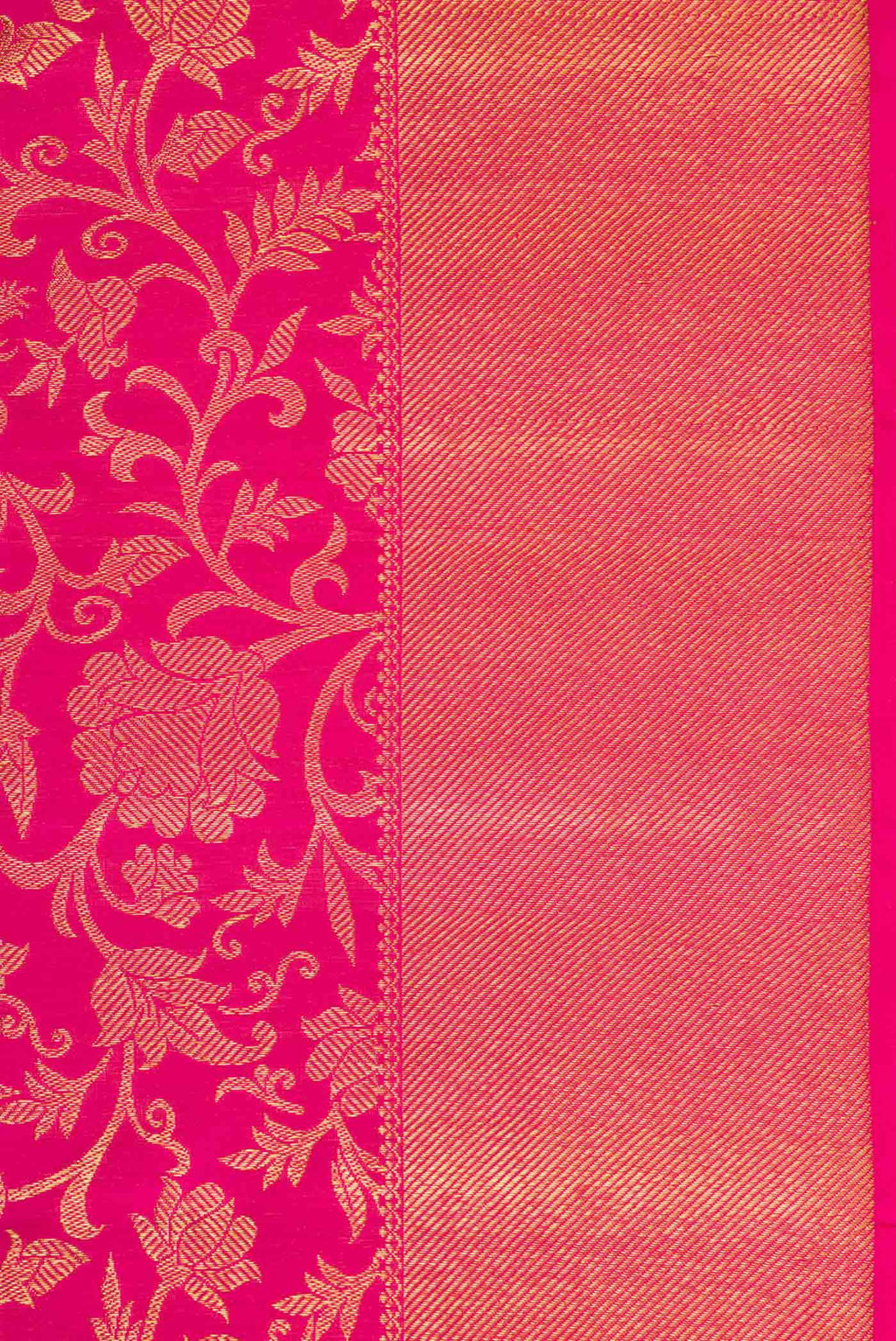 Border image of Pure Silk Pure Zari Pink Dual Tone Kanchipuram Saree with Zari Brocade on the body and Zari Border