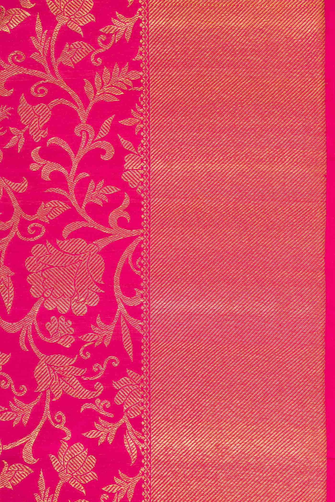 Border image of Pure Silk Pure Zari Pink Dual Tone Kanchipuram Saree with Zari Brocade on the body and Zari Border