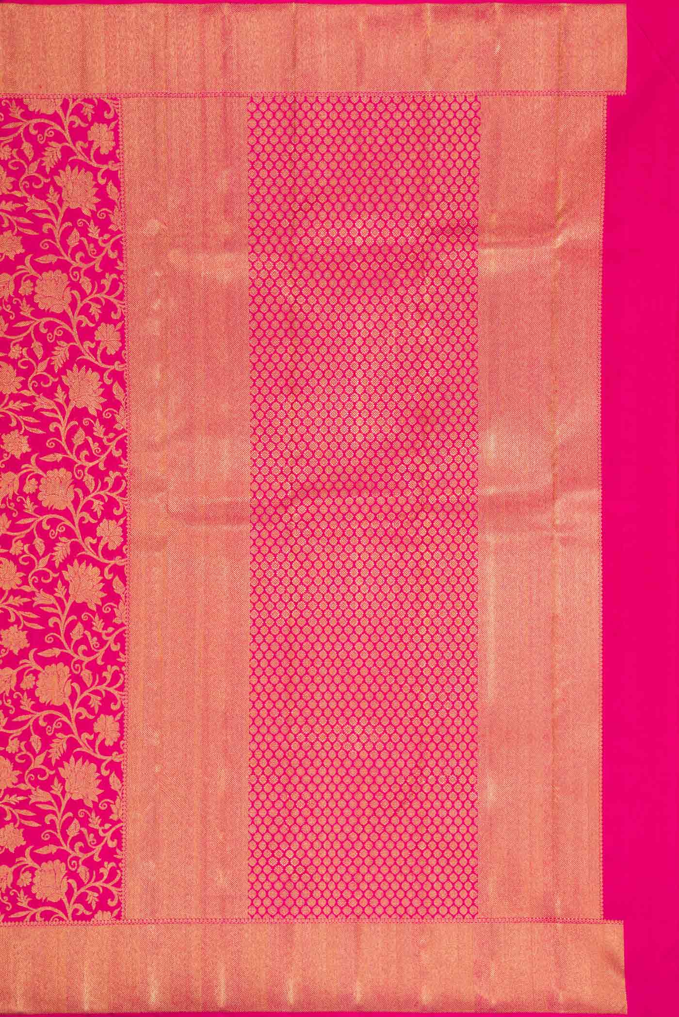 Close up image of the pallu of Pure Silk Pure Zari Pink Dual Tone Kanchipuram Saree with Zari Brocade on the body and Zari Border