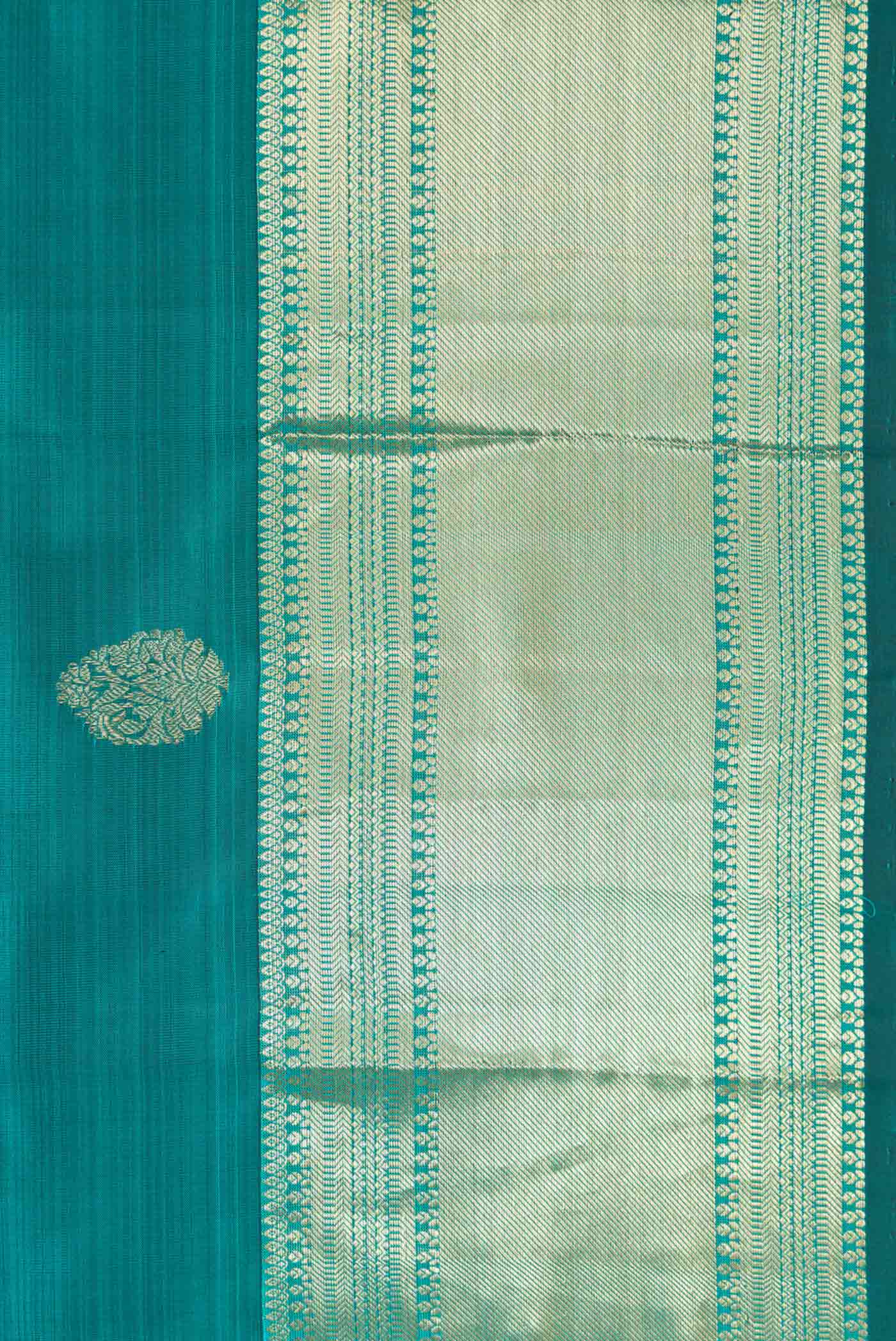 Border image of Green Dual Tone Kanchipuram Silk Saree with Zari Butta on the body and Zari Border. 