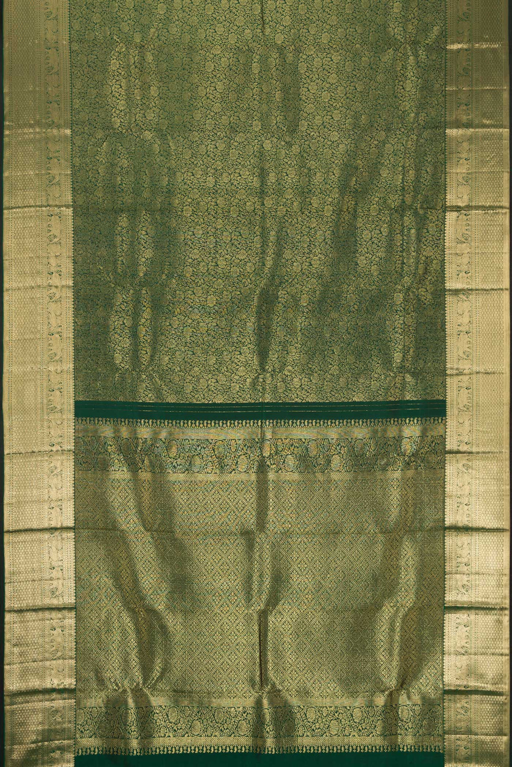 Flat view of Bottle Green Dual Tone Kanchipuram Silk Saree with Zari Brocade on the body and Zari Border. 