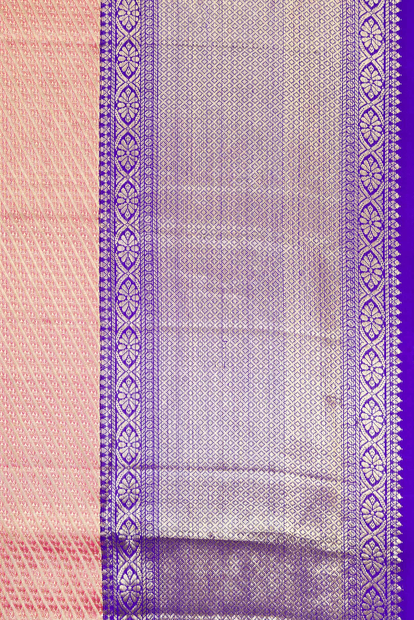Border image of Golden Peach Dual Tone Kanjivaram Tissue Silk Saree with Zari Brocade on the body and Zari Border. 