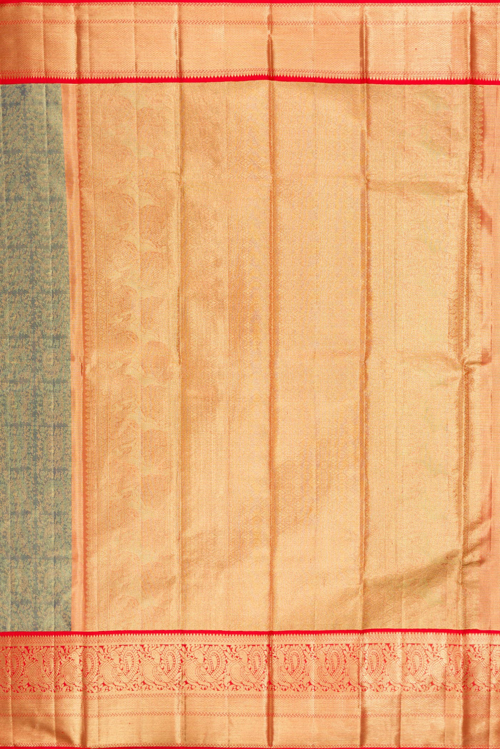 Close up image of the pallu of Green Dual Tone Kanjivaram Tissue Silk Saree with Zari Brocade on the body and Zari Border. 