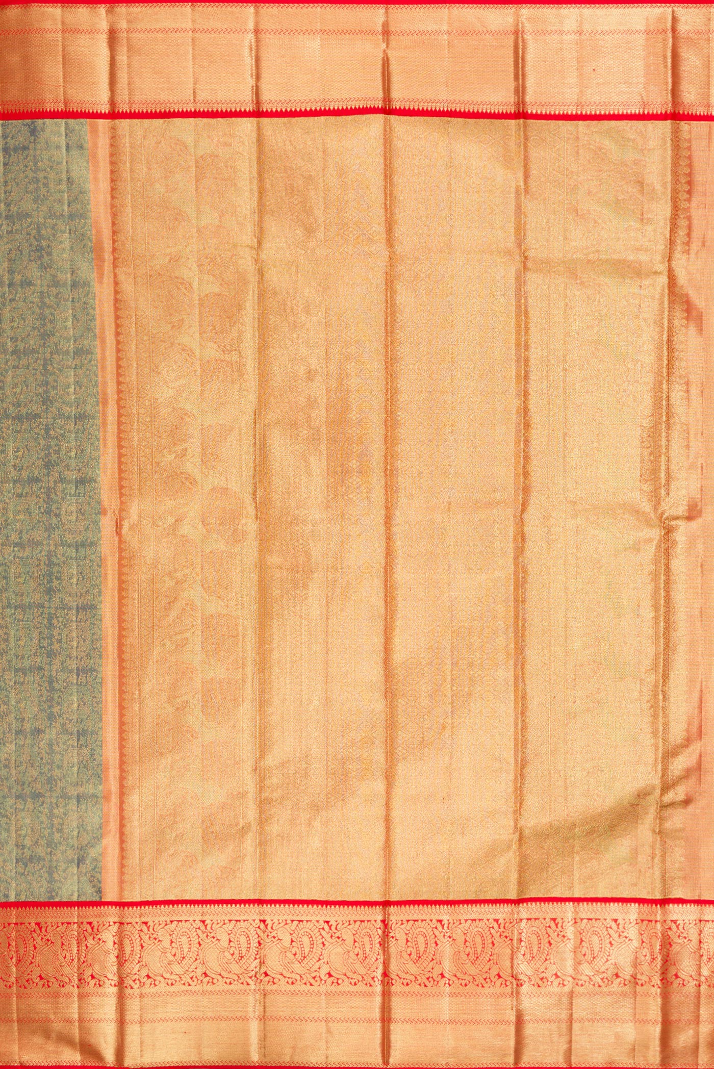 Close up image of the pallu of Green Dual Tone Kanjivaram Tissue Silk Saree with Zari Brocade on the body and Zari Border. 