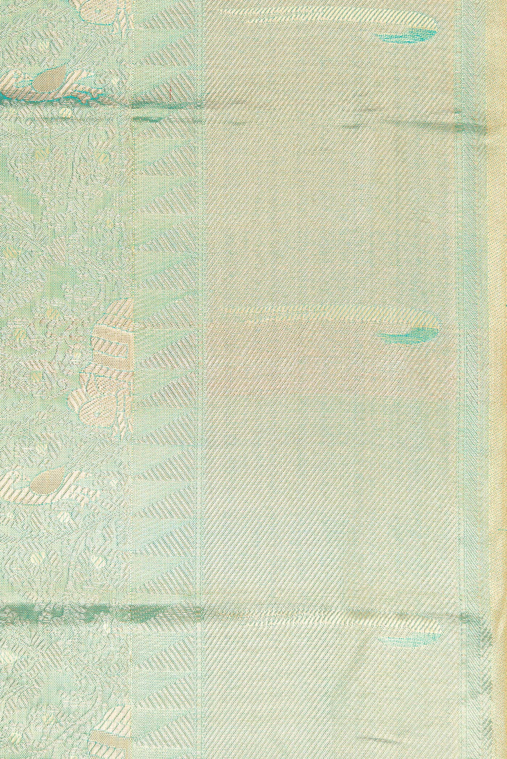 Border image of Sea Green Dual Tone Kanjivaram Tissue Silk Saree with Zari Brocade on the body and Zari Border. 