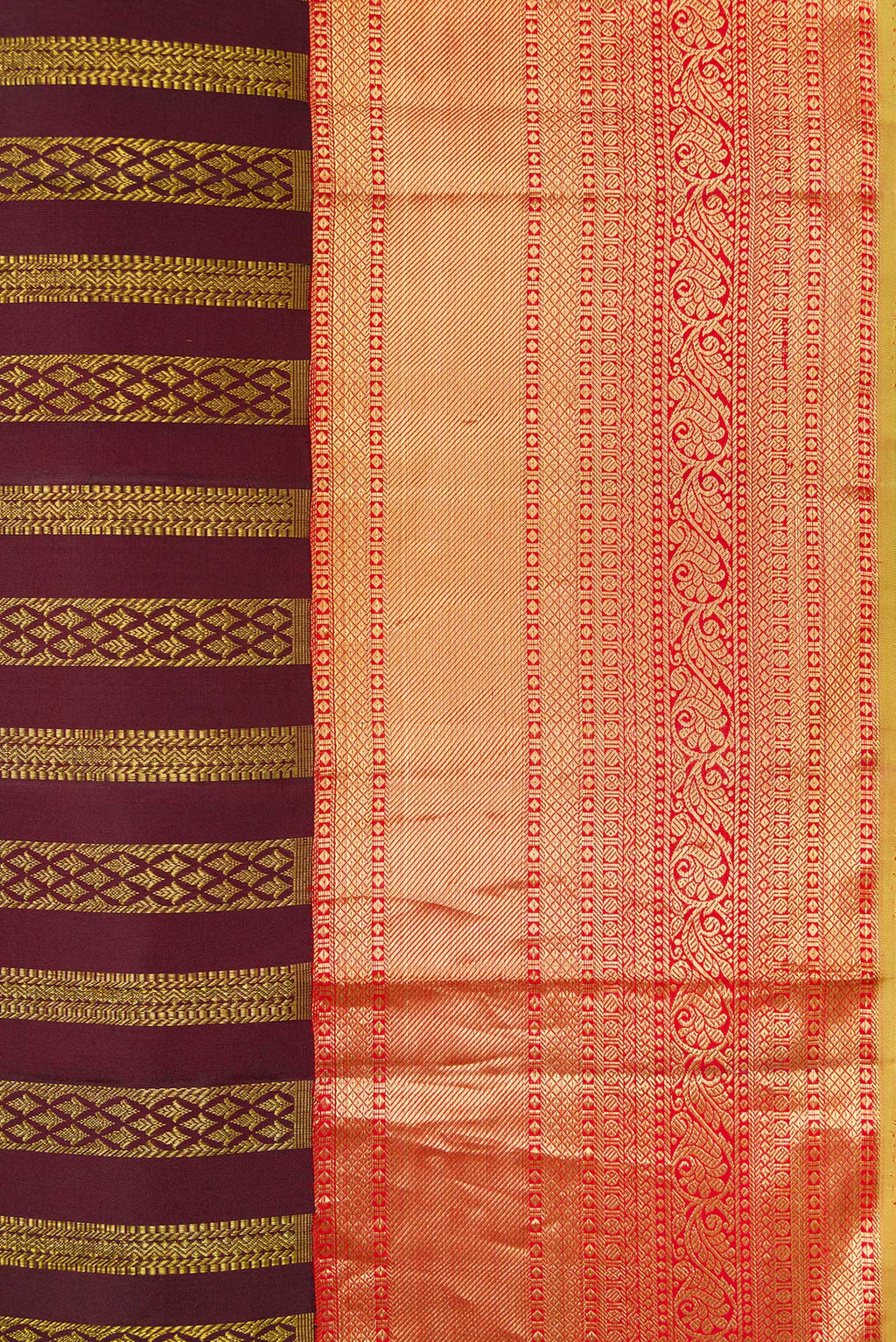 Border image of Coffee Brown Dual Tone Kanjivaram Silk Saree with Zari Brocade on the body and Zari Border. 