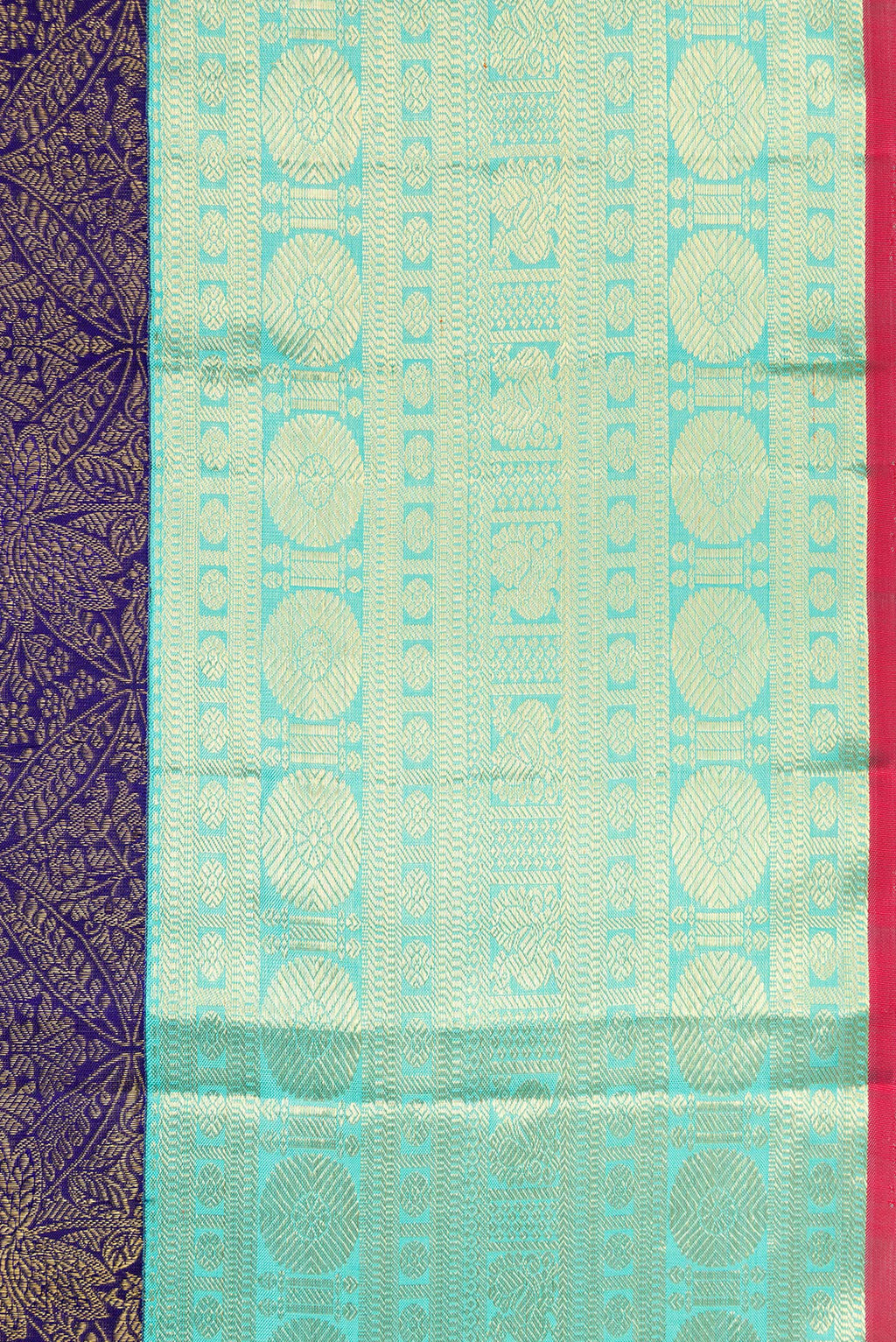 Border image of Navy Blue Dual Tone Kanchipuram Silk Saree with Zari Brocade on the body and Zari Border. 