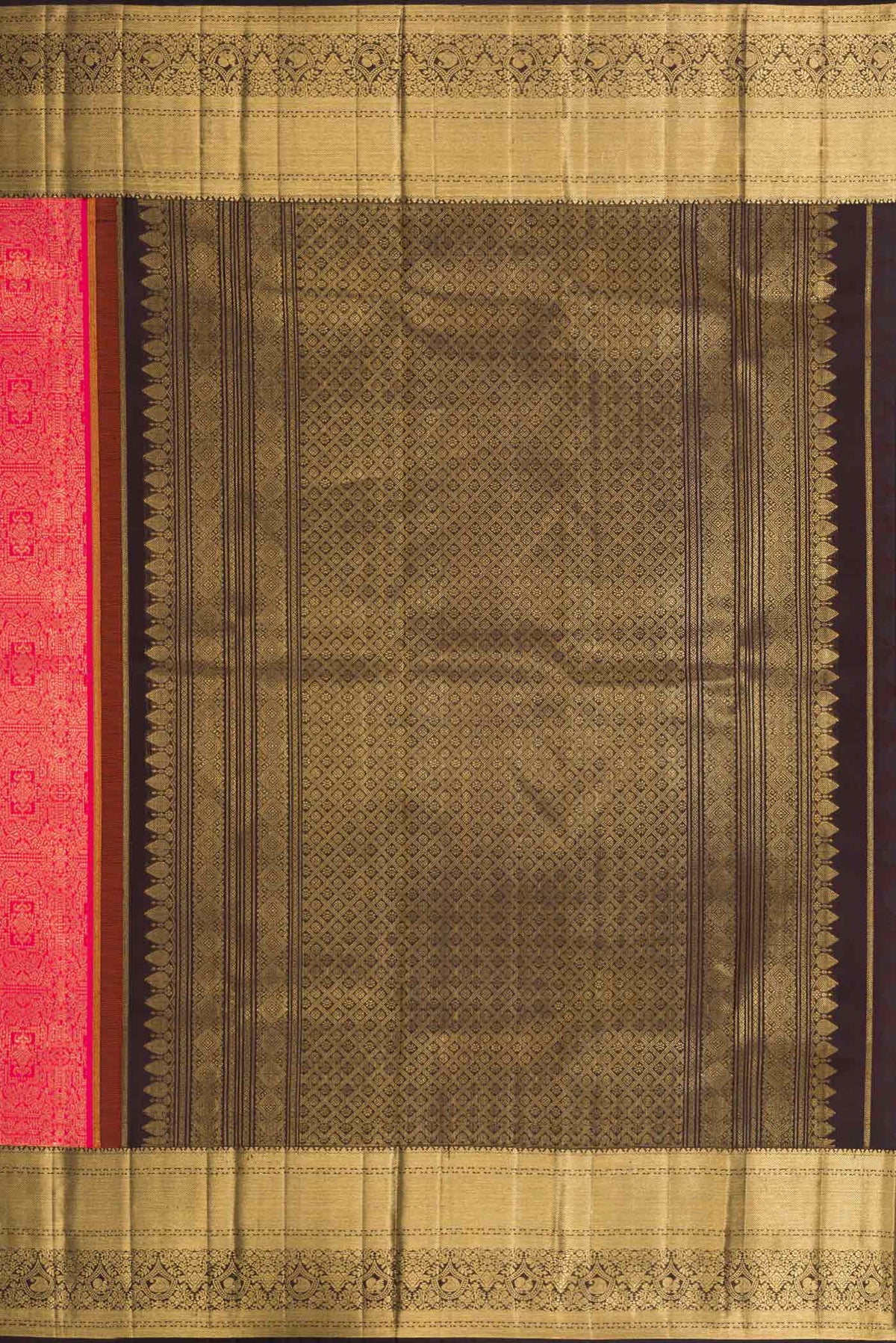 Close up image of the pallu of Pink Dual Tone Kanchipuram Saree with Zari Brocade on the body and Zari Border