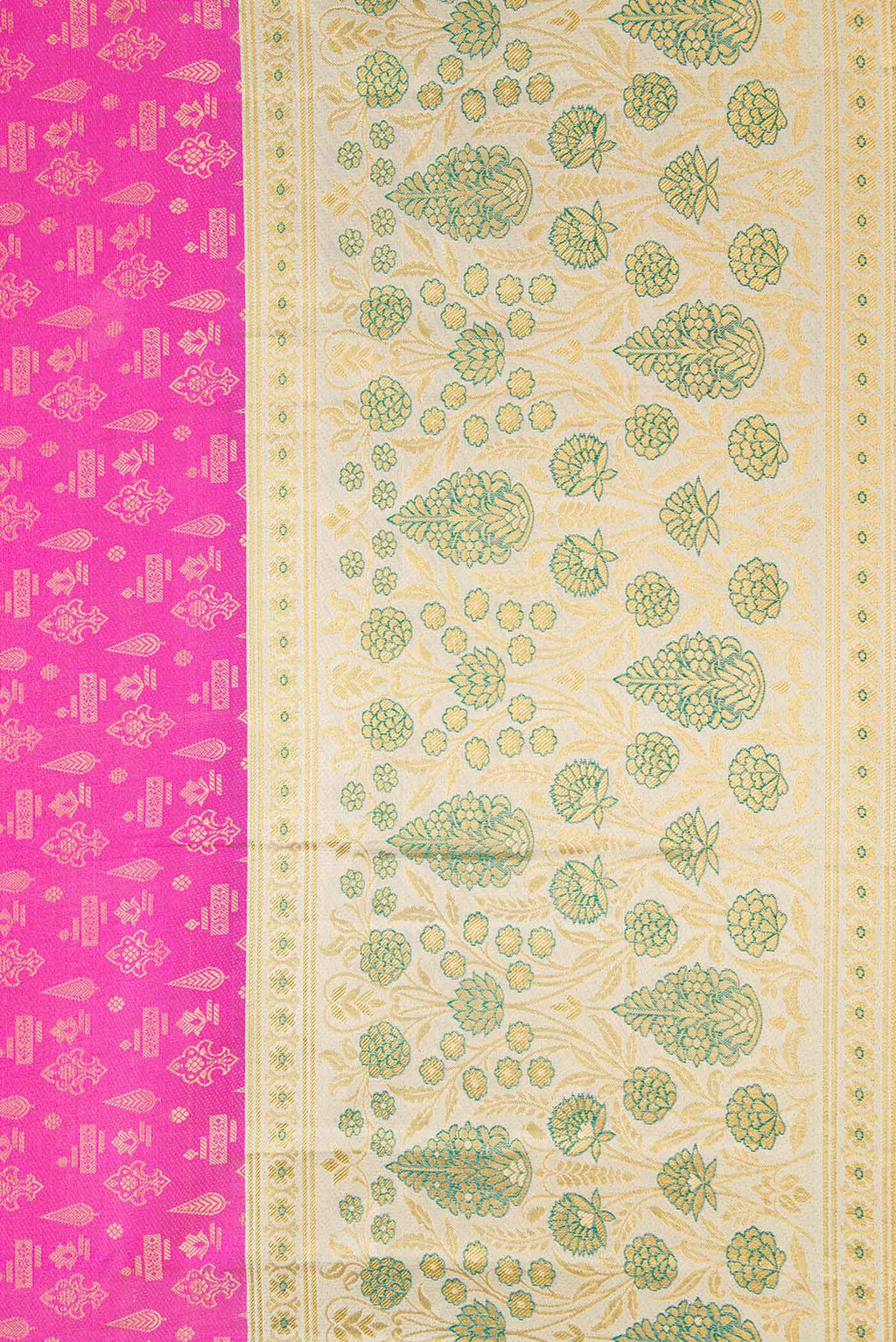 Border image of Pink Dual Tone Kanjivaram Silk Saree with Zari Brocade on the body and Fancy Border. 