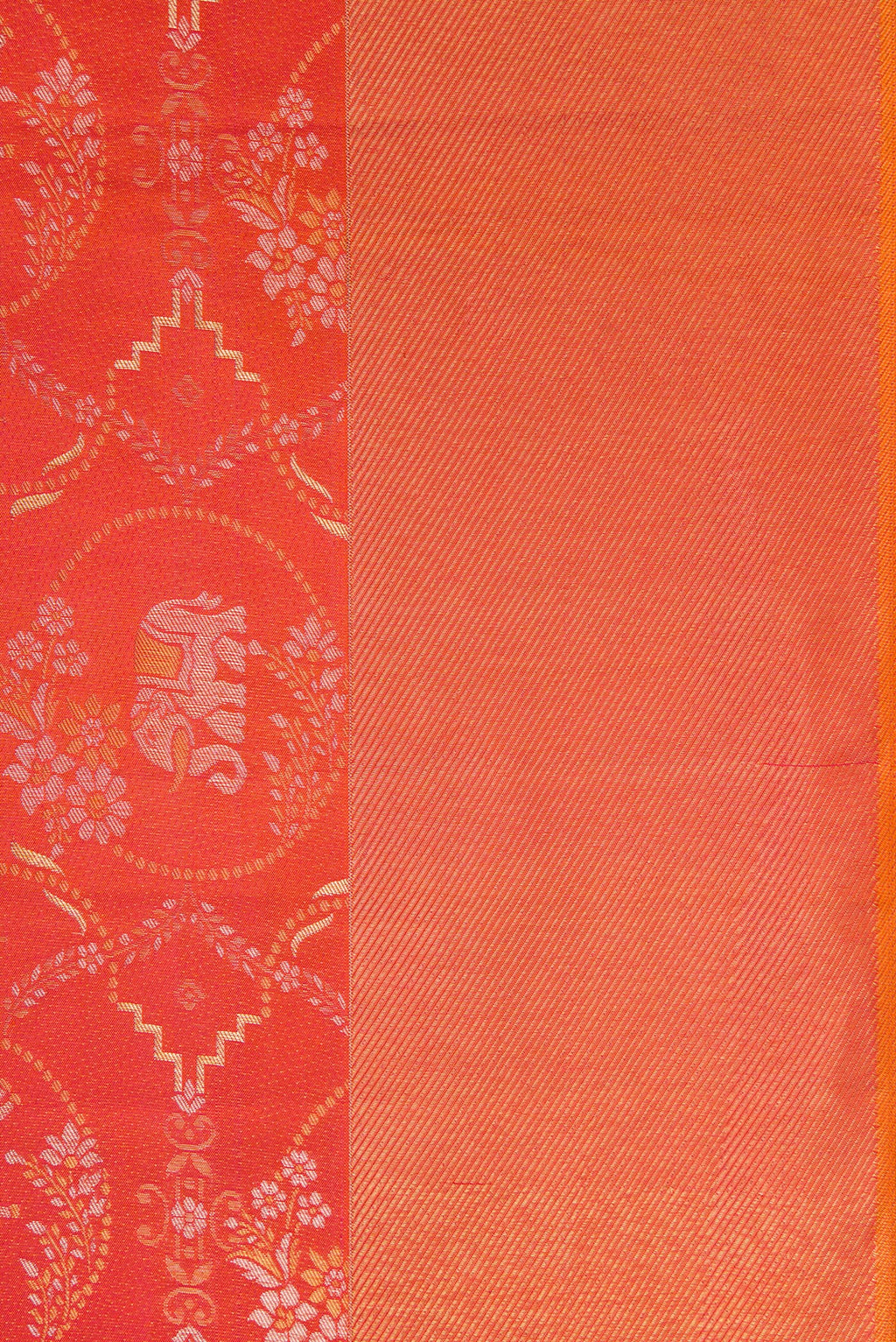 Border image of Brick Orange Dual Tone Kanjivaram Silk Saree with Zari Brocade on the body and Zari Border. 