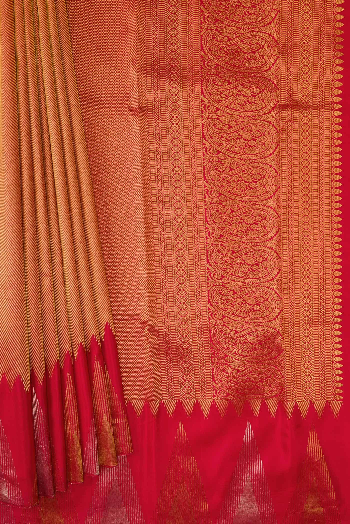 Pleats and pallu of Red Dual Tone Kanjivaram Silk Saree with Zari Brocade on the body and Temple Border. 