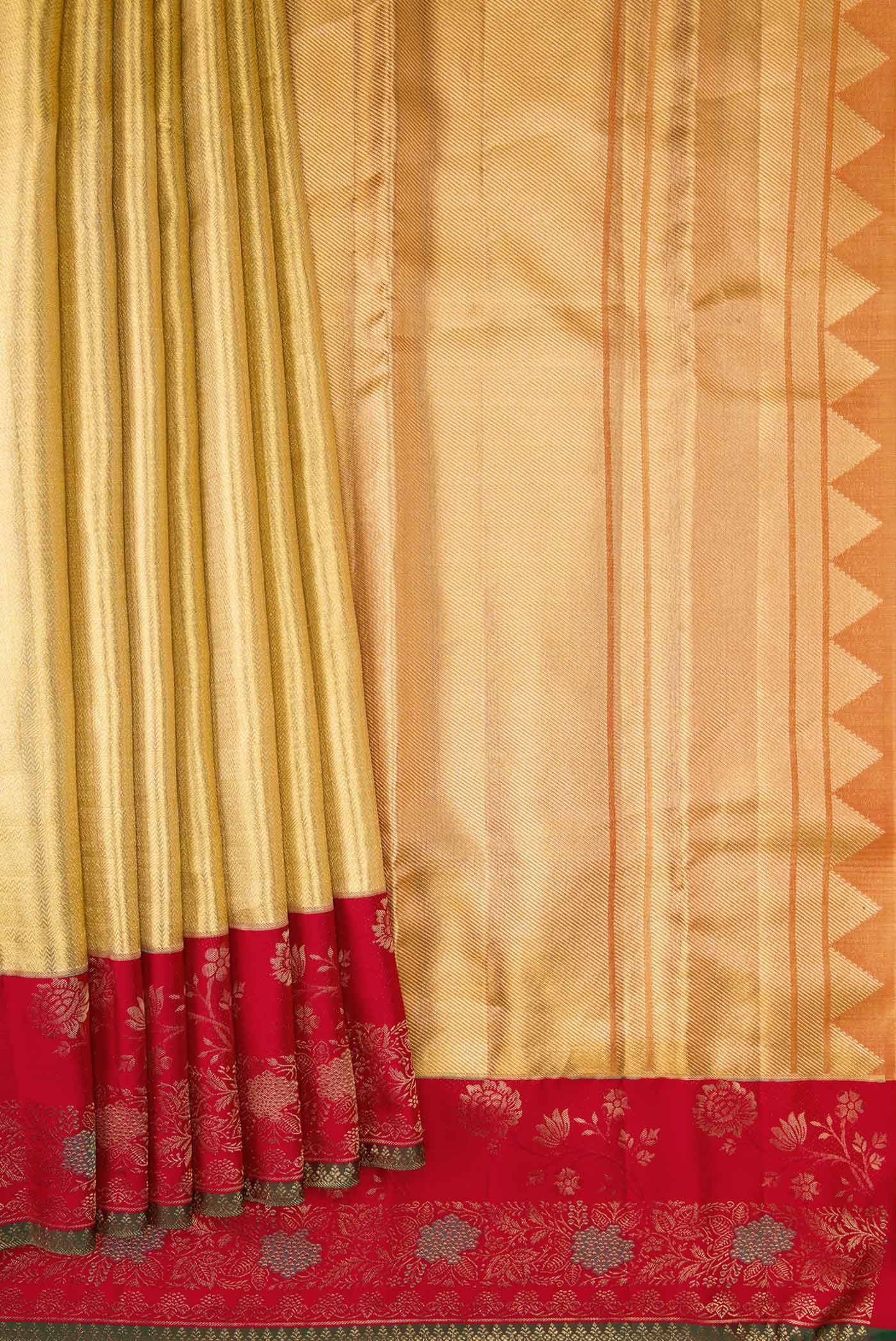 pleats pallu