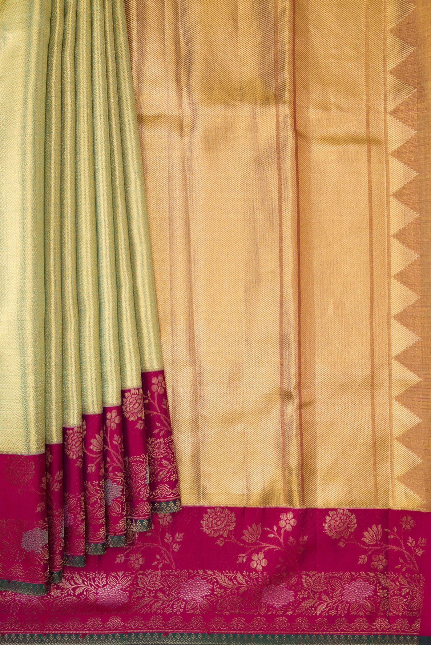 Pleats and pallu of Pista Green Dual Tone Kanjivaram Tissue Silk Saree with Zari Brocade on the body and Fancy Border. 