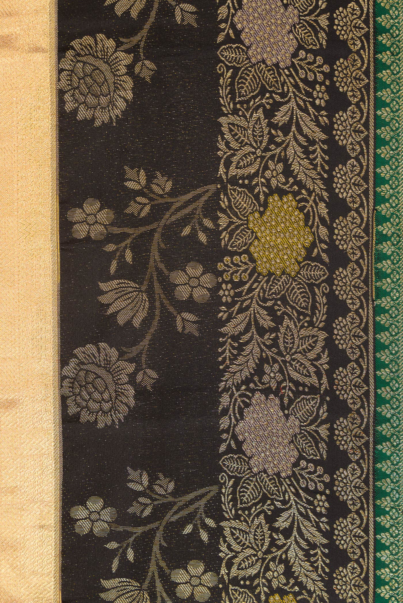 Border image of Gold Dual Tone Kanjivaram Tissue Silk Saree with Zari Brocade on the body and Fancy Border. 