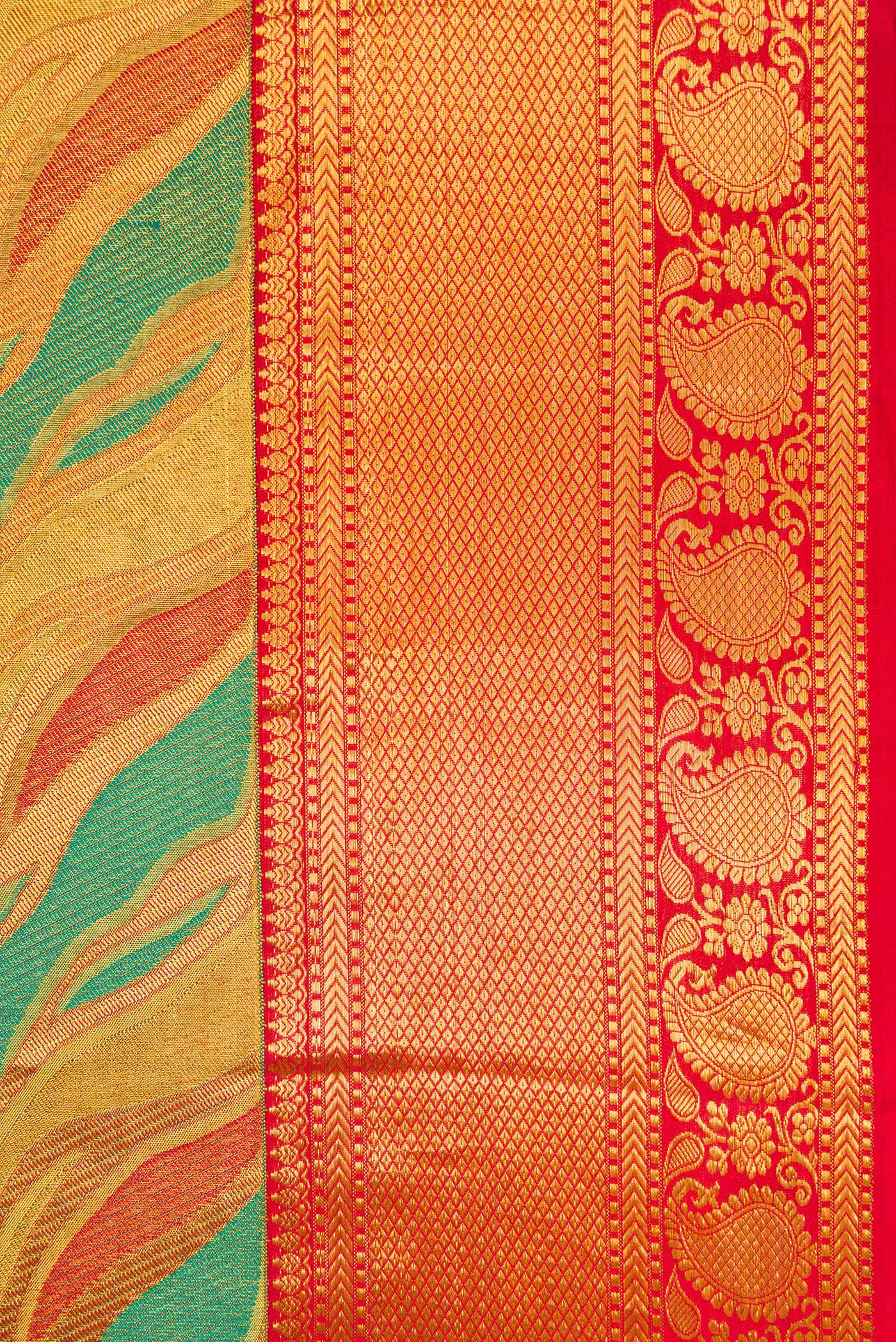 Border image of Gold Dual Tone Kanjivaram Tissue Silk Saree with Zari Brocade on the body and Zari Border. 