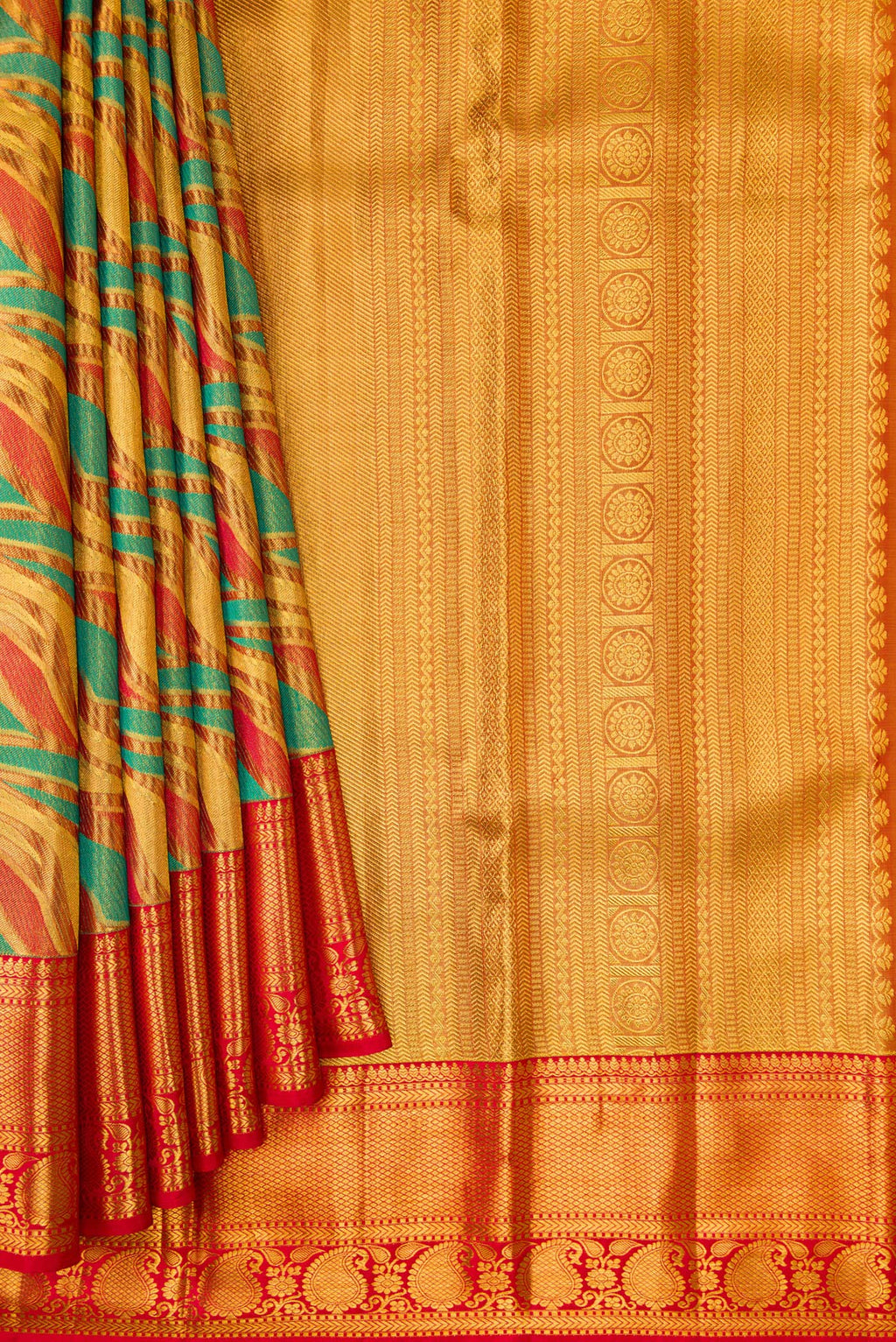 Pleats and pallu of Gold Dual Tone Kanjivaram Tissue Silk Saree with Zari Brocade on the body and Zari Border. 