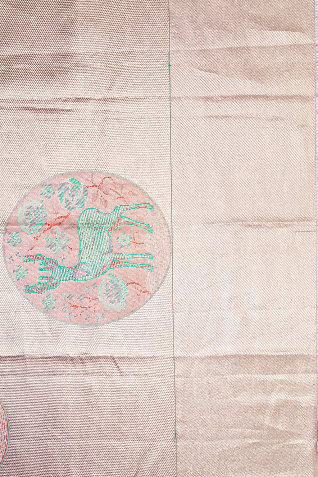 Border image of Lavender Dual Tone Kanjivaram Tissue Silk Saree with Zari Brocade on the body and Zari Border. 